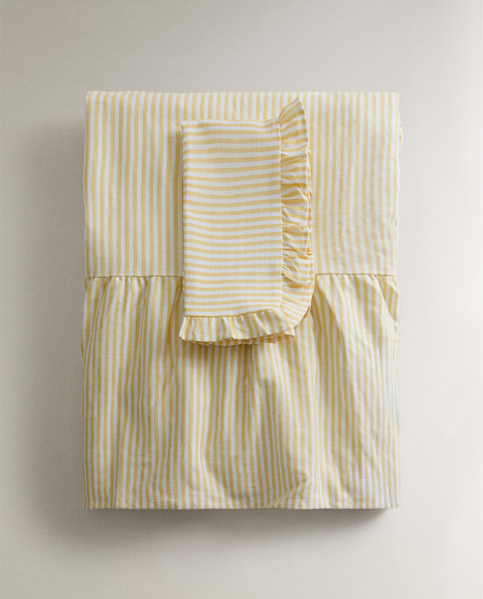 RUFFLED COTTON TABLECLOTH product thumbnail 3