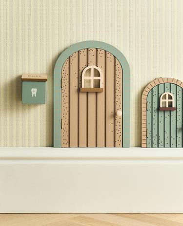 דלת קסמים קטנה לילדים