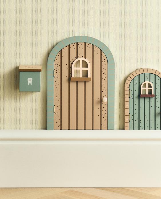 KIDS' MAGIC MINI DOOR