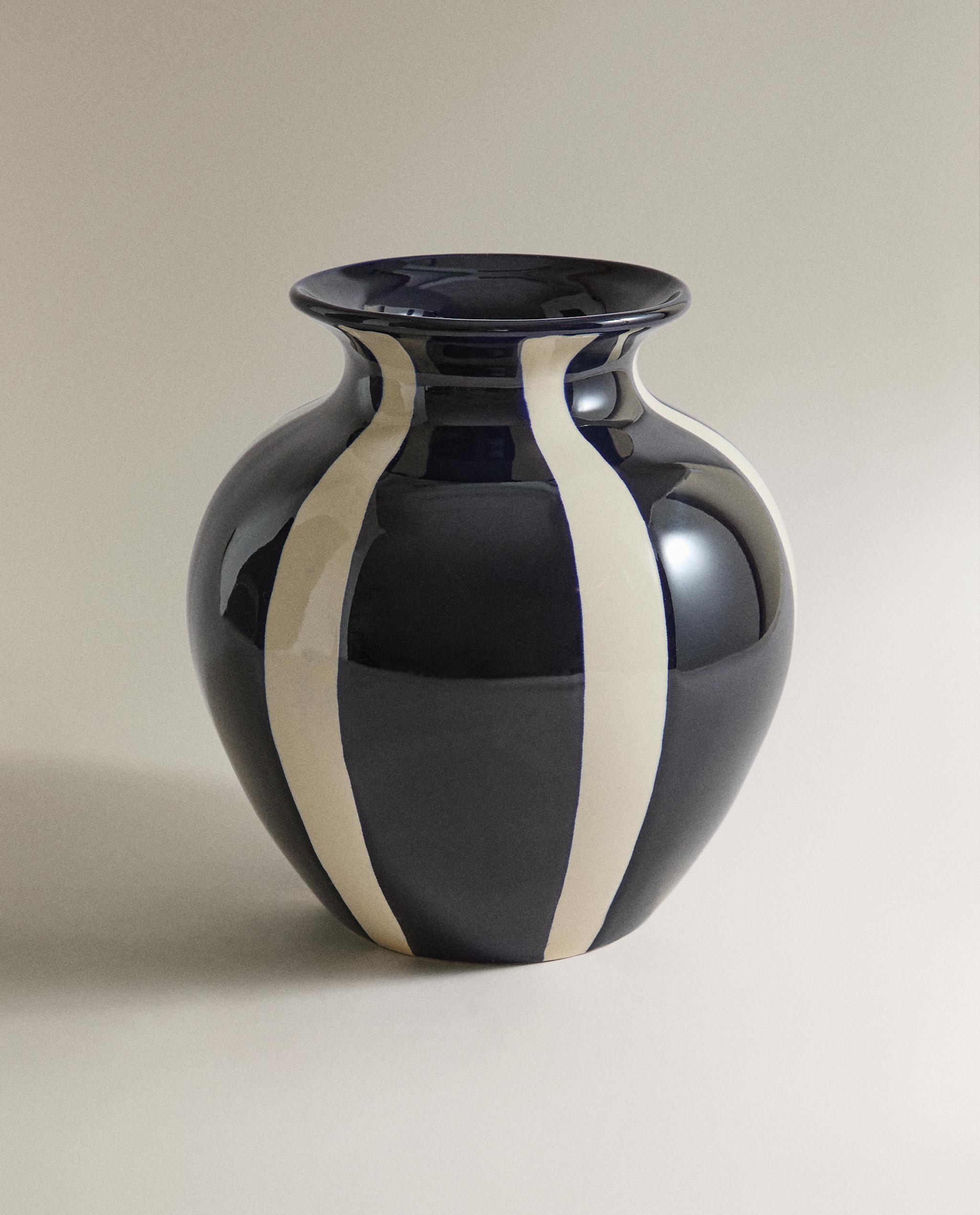 ラウンドセラミックデコラティブ花瓶 | Zara Home 日本/Japan