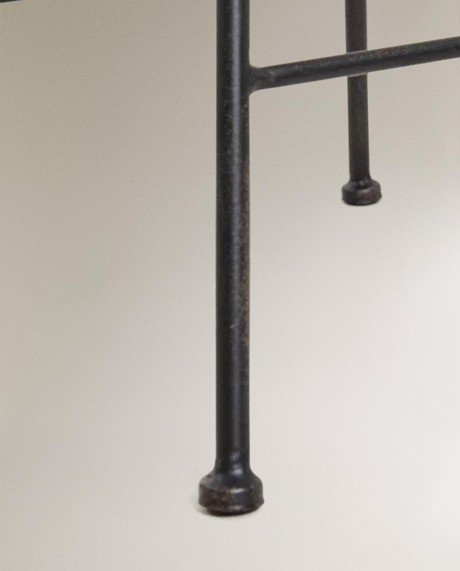 リネン 回転式 バースツール | Zara Home 日本/Japan