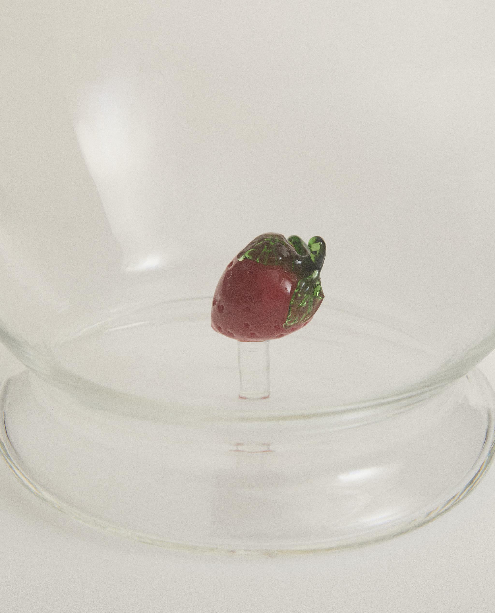 BOROSILICATE STRAWBERRY JUG product thumbnail 6