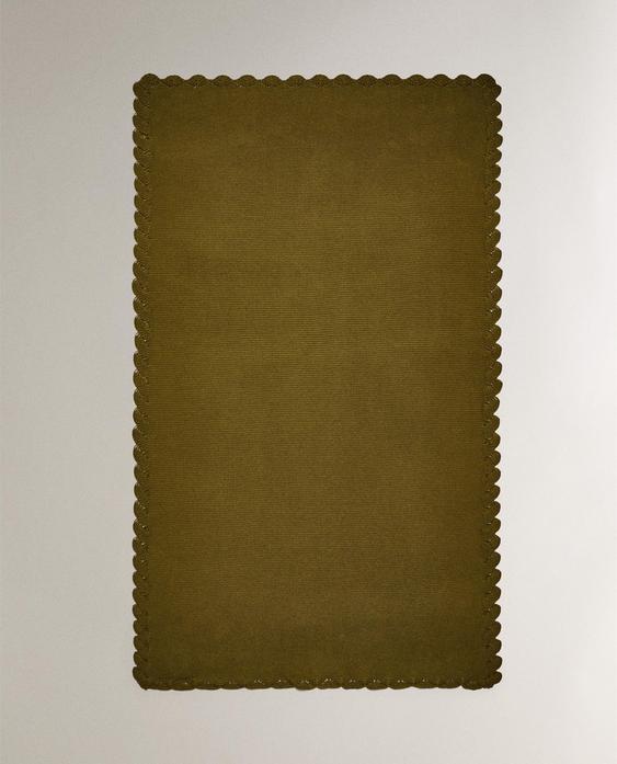 بطانية للرضّع بإطار كروشيه