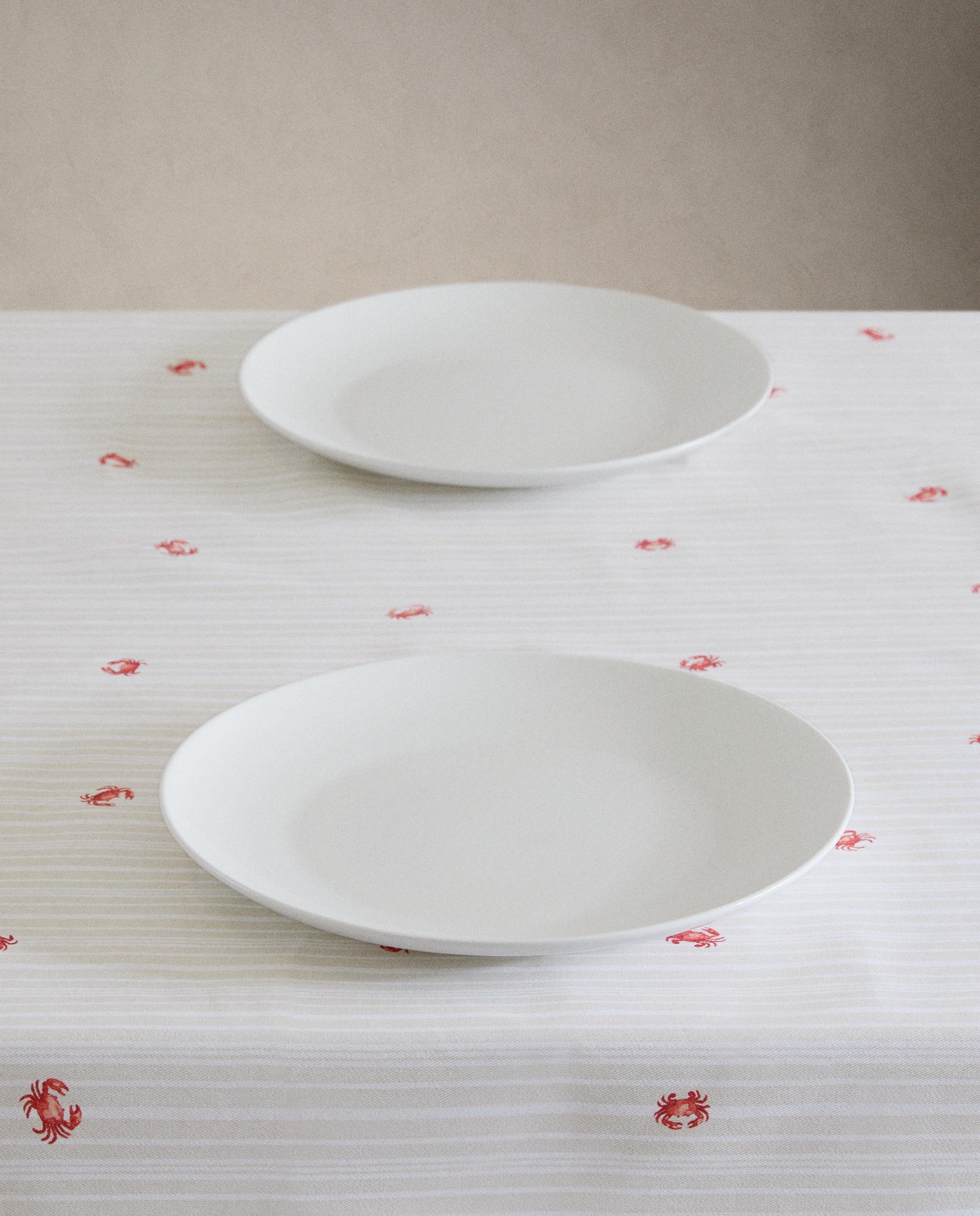 RESIN COTTON TABLECLOTH WITH CRAB PRINT product thumbnail 2
