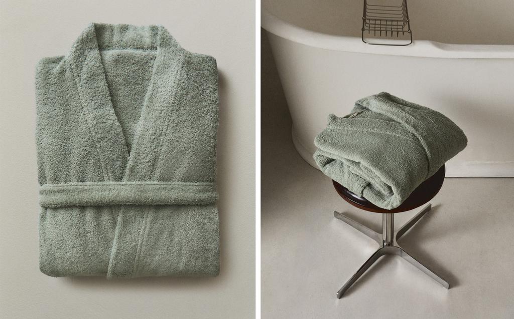 HIGH QUALITY COTTON BATHROBE (420 GXM²)