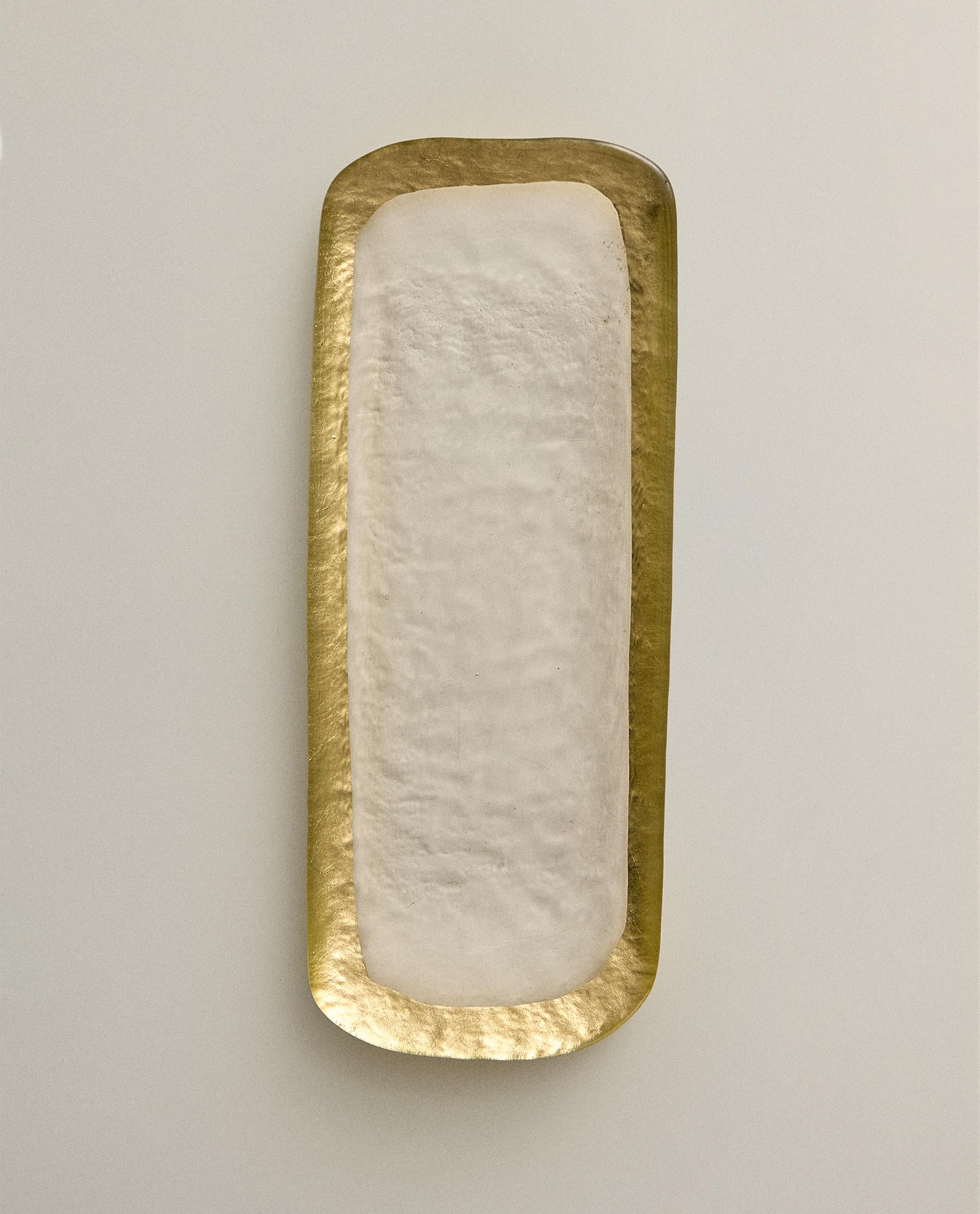 GLASS SERVING DISH WITH GOLD RIM GLASS SERVING DISH WITH GOLD RIM