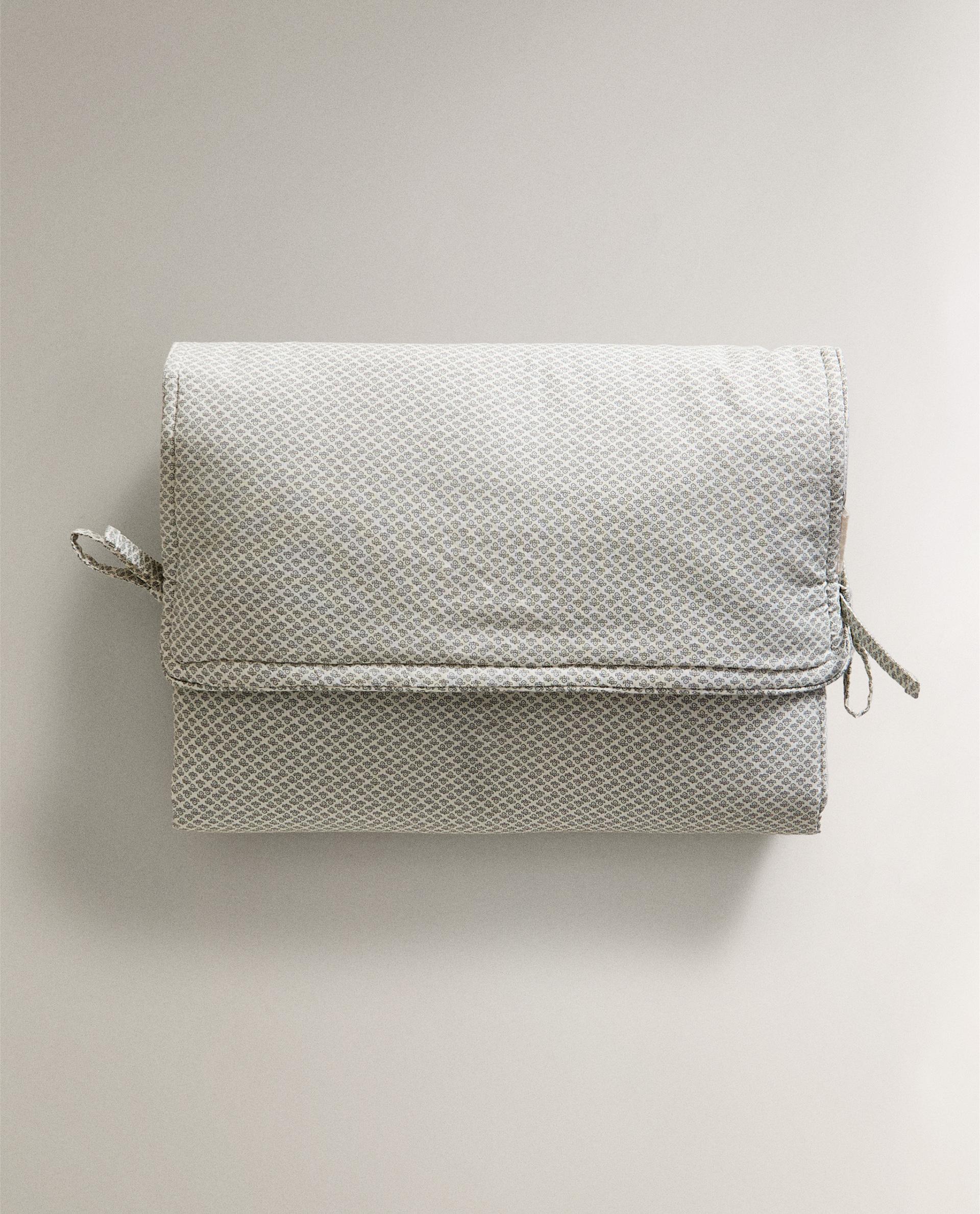 CHILDREN'S COTTON PORTABLE CHANGING MAT | Zara Home Kosovo