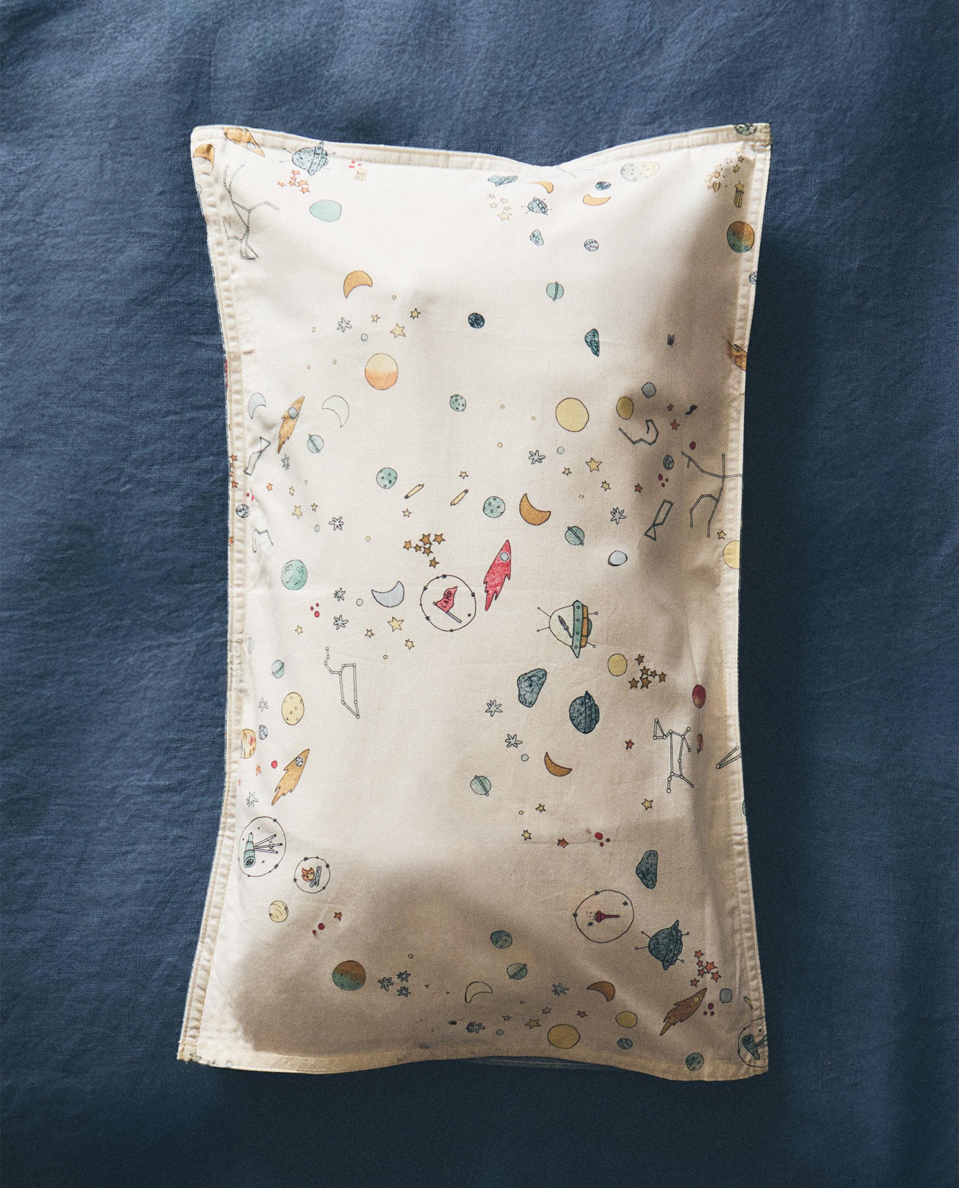 ZARA  ザラホーム kidsリバーシブル星柄　マルチカバー ギンガムチェック柄 クッションカバー | Zara Home 日本/Japan