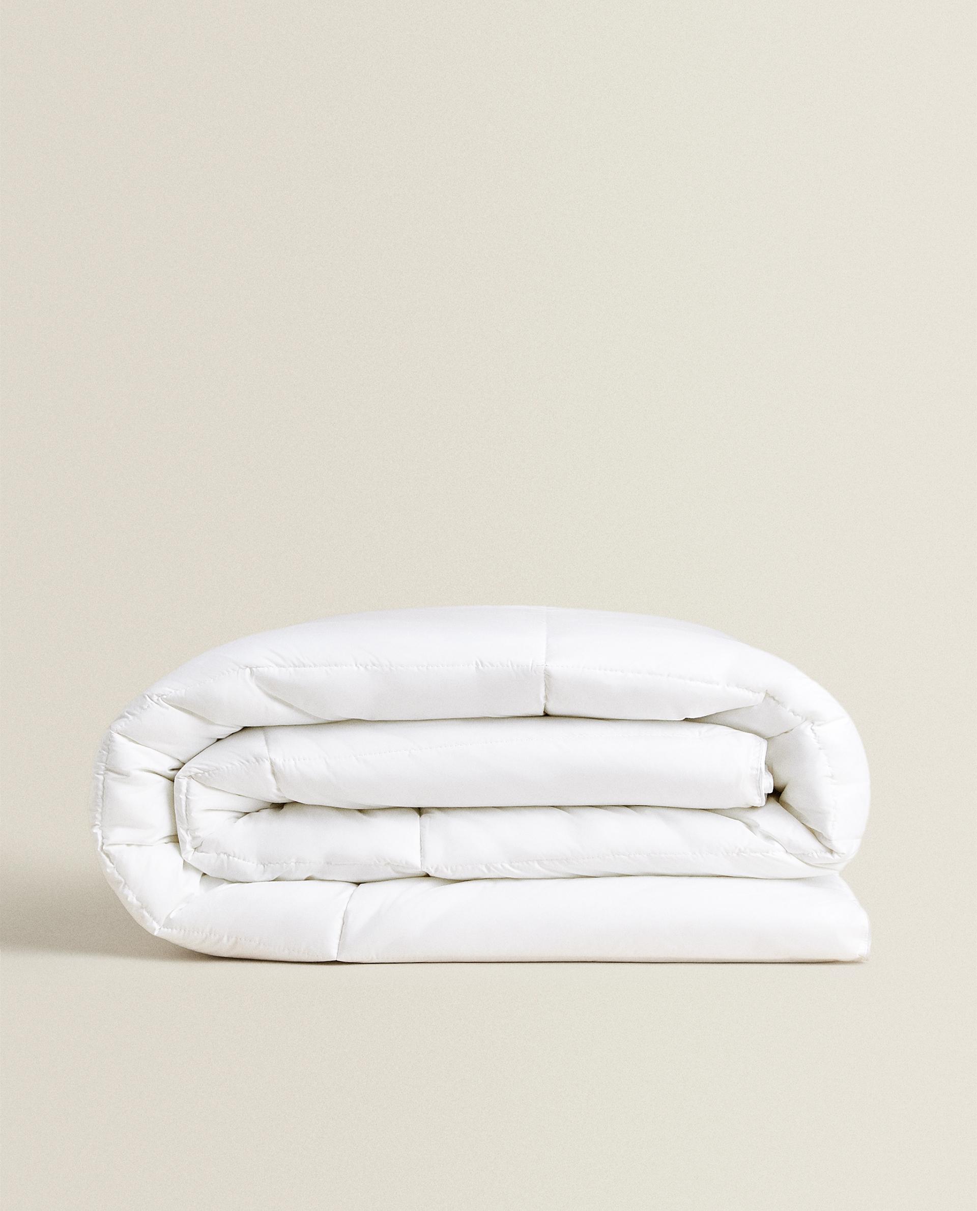 FEATHER TOUCH DUVET FILLING (300 GXM²)