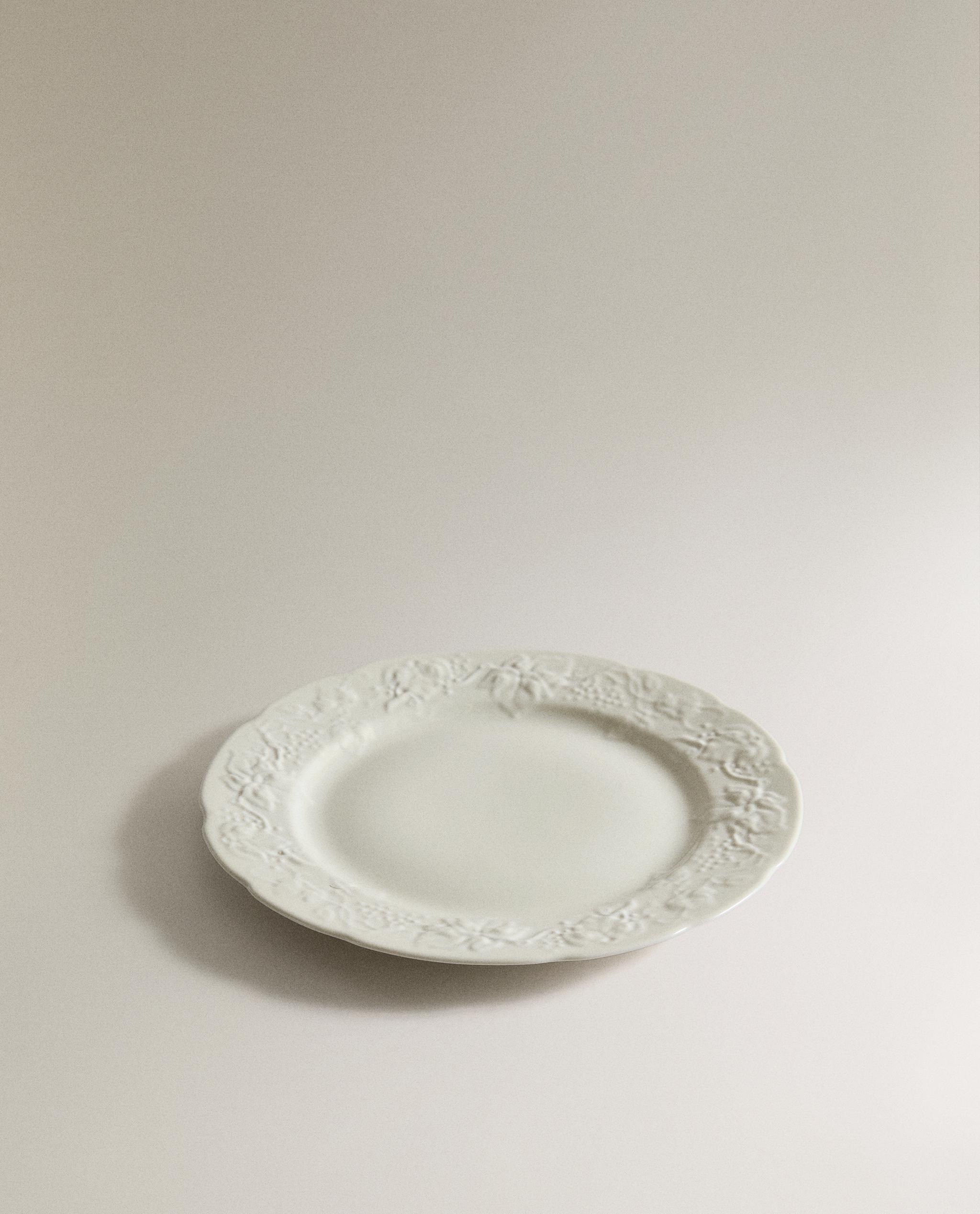 GRAPE DESIGN PORCELAIN DESSERT PLATE product thumbnail 2