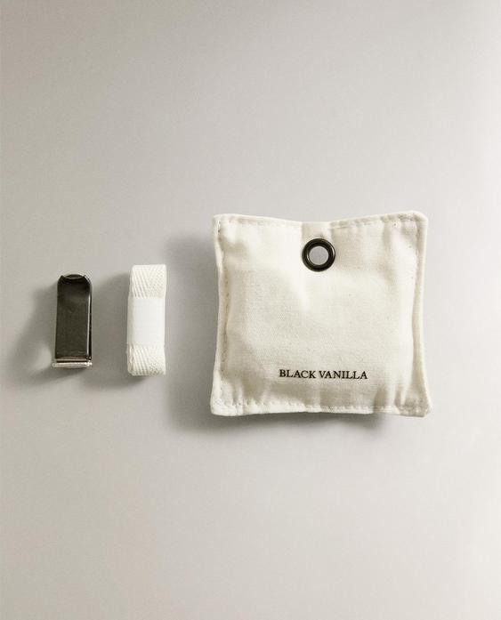 DIFFUSEUR DE VOITURE BLACK VANILLA