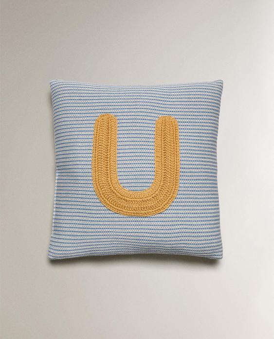 KIDS' EMBROIDERED LETTER U CUSHION