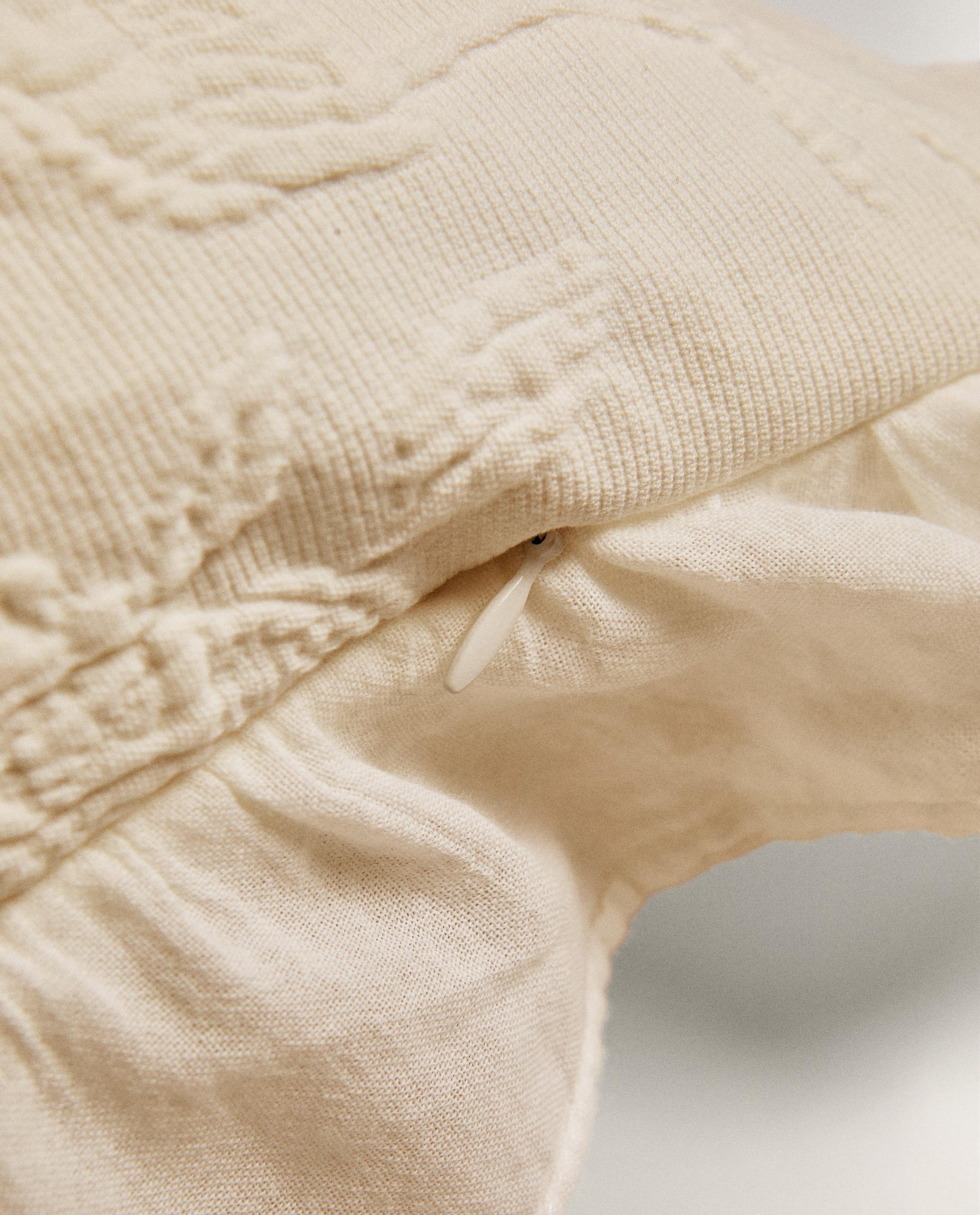 フリル ジャカード クッションカバー | Zara Home 日本/Japan