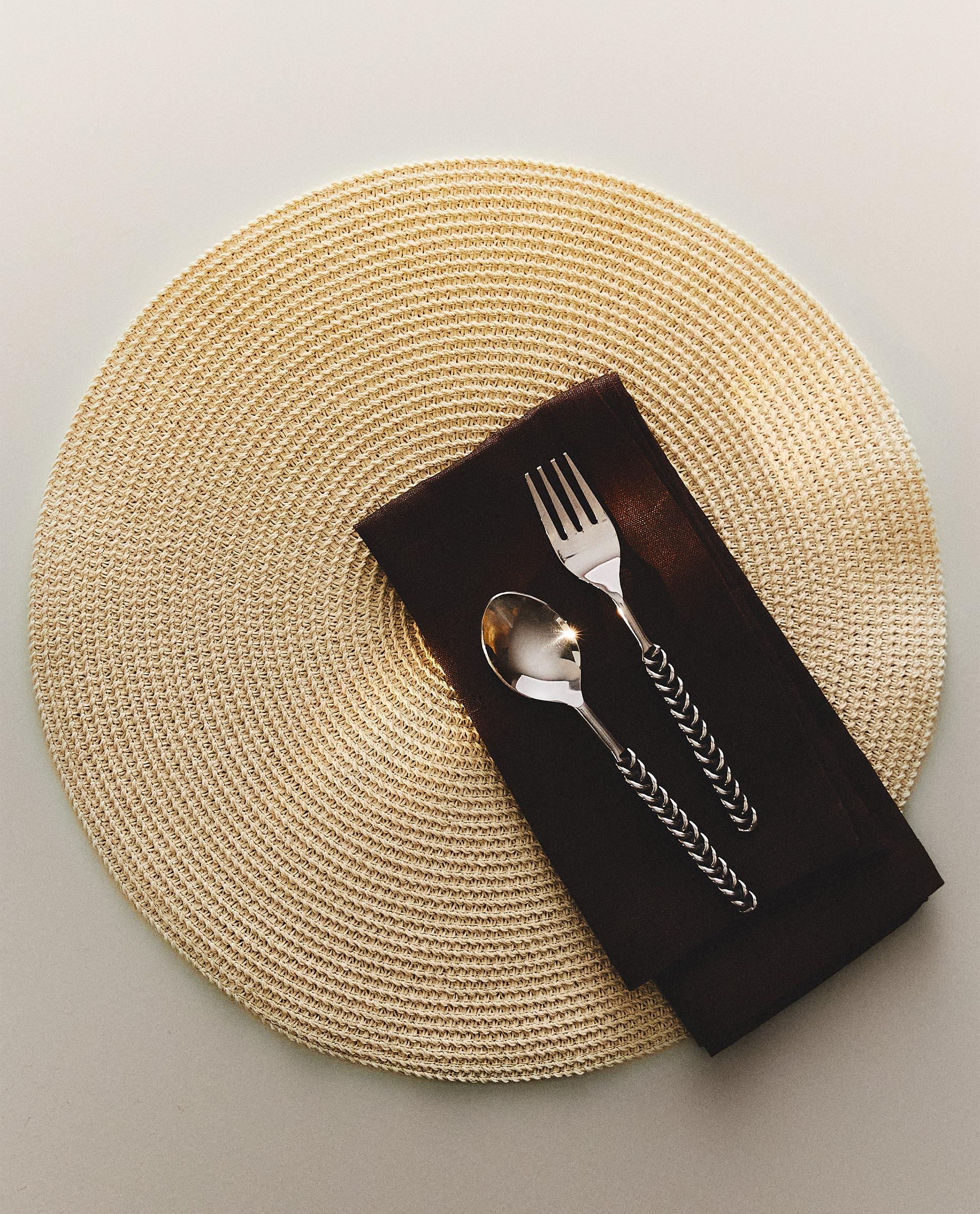 ペーパー編みランチョンマット(2枚セット) | Zara Home 日本/Japan ペーパー編みランチョンマット(2枚セット) | Zara Home 日本/Japan