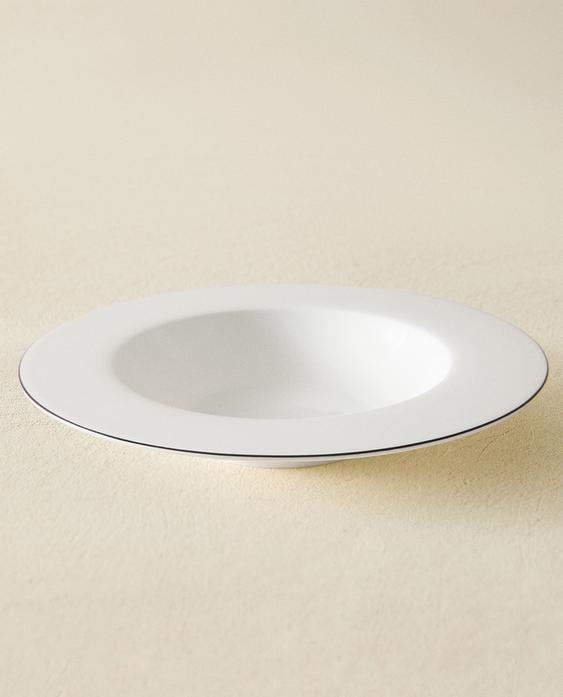 PLATO HONDO BONE CHINA FILO NEGRO
