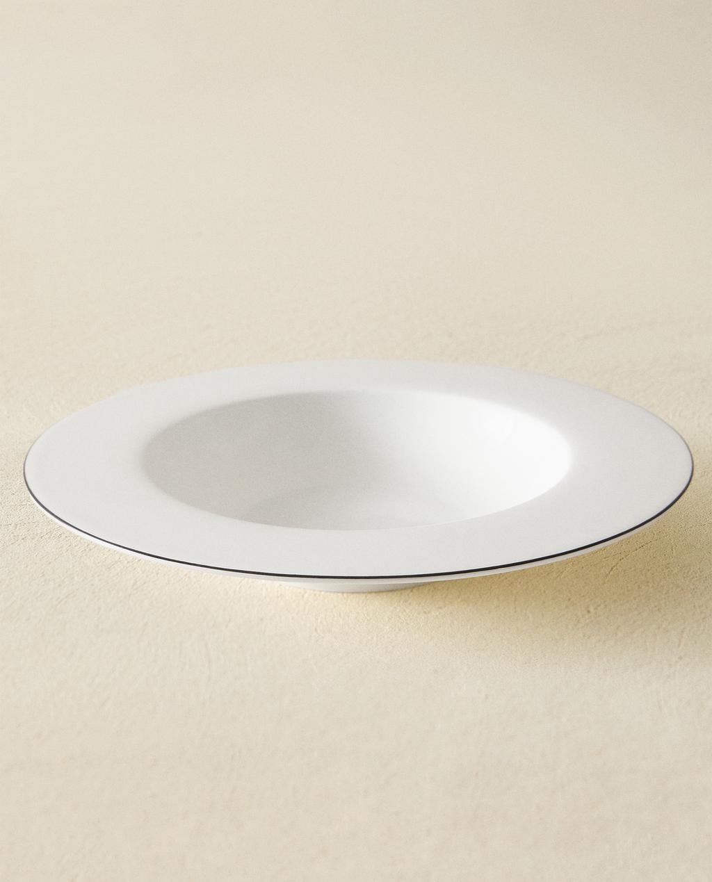 PLATO HONDO BONE CHINA FILO NEGRO