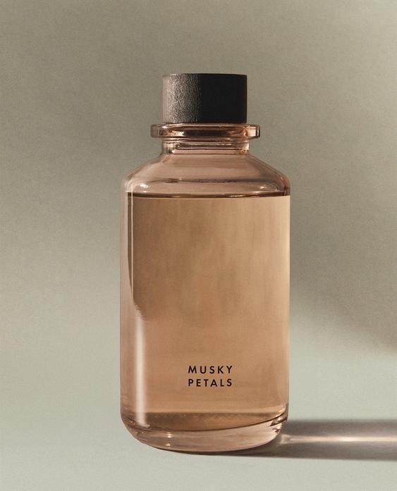 (190 ML) MUSKY PETALS REED DIFFUSER