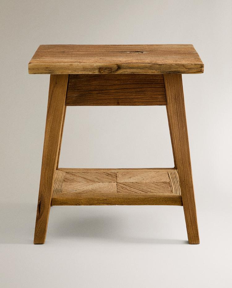 TABLE DE CHEVET EN BOIS