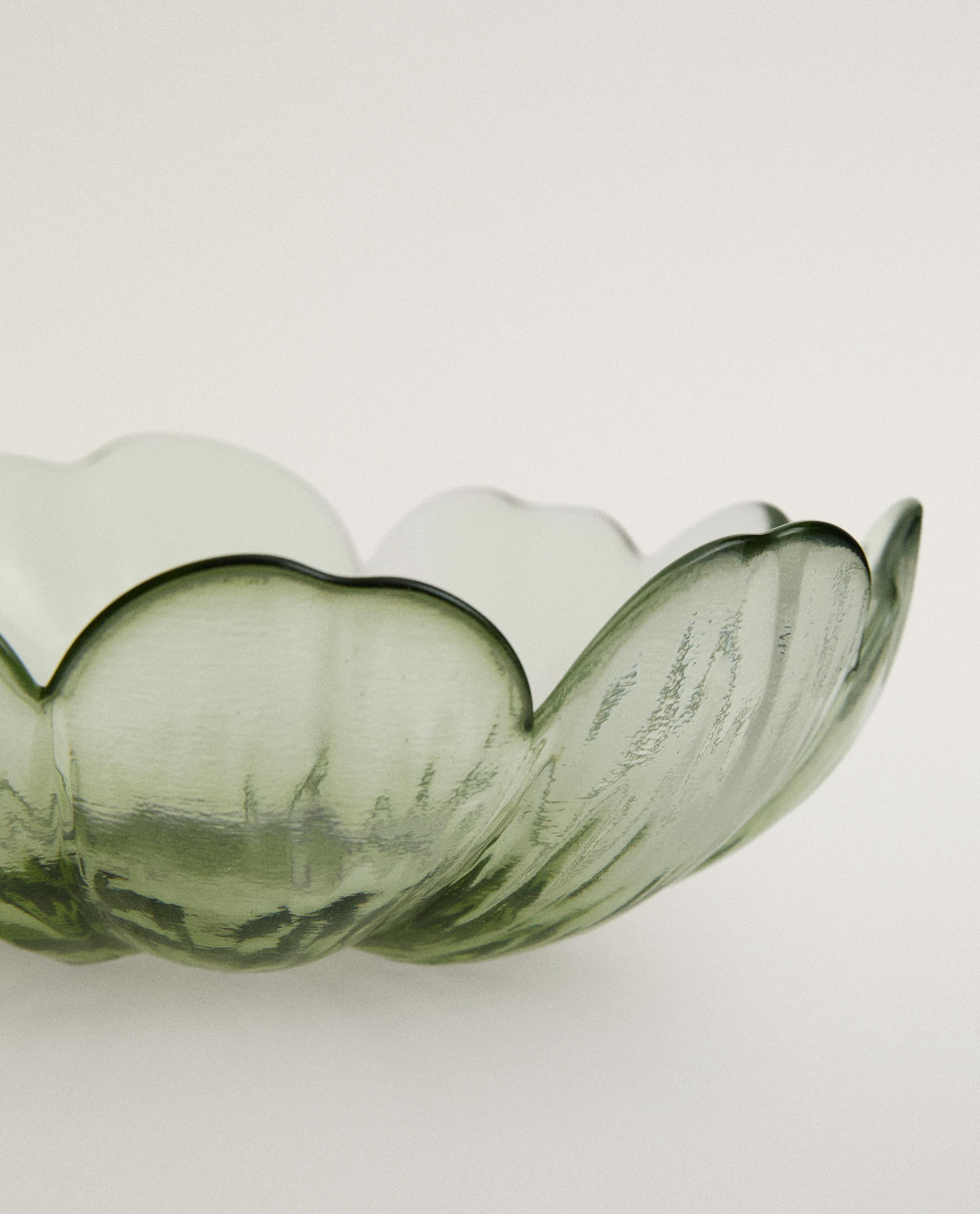 FLOWER GLASS BOWL product thumbnail 11