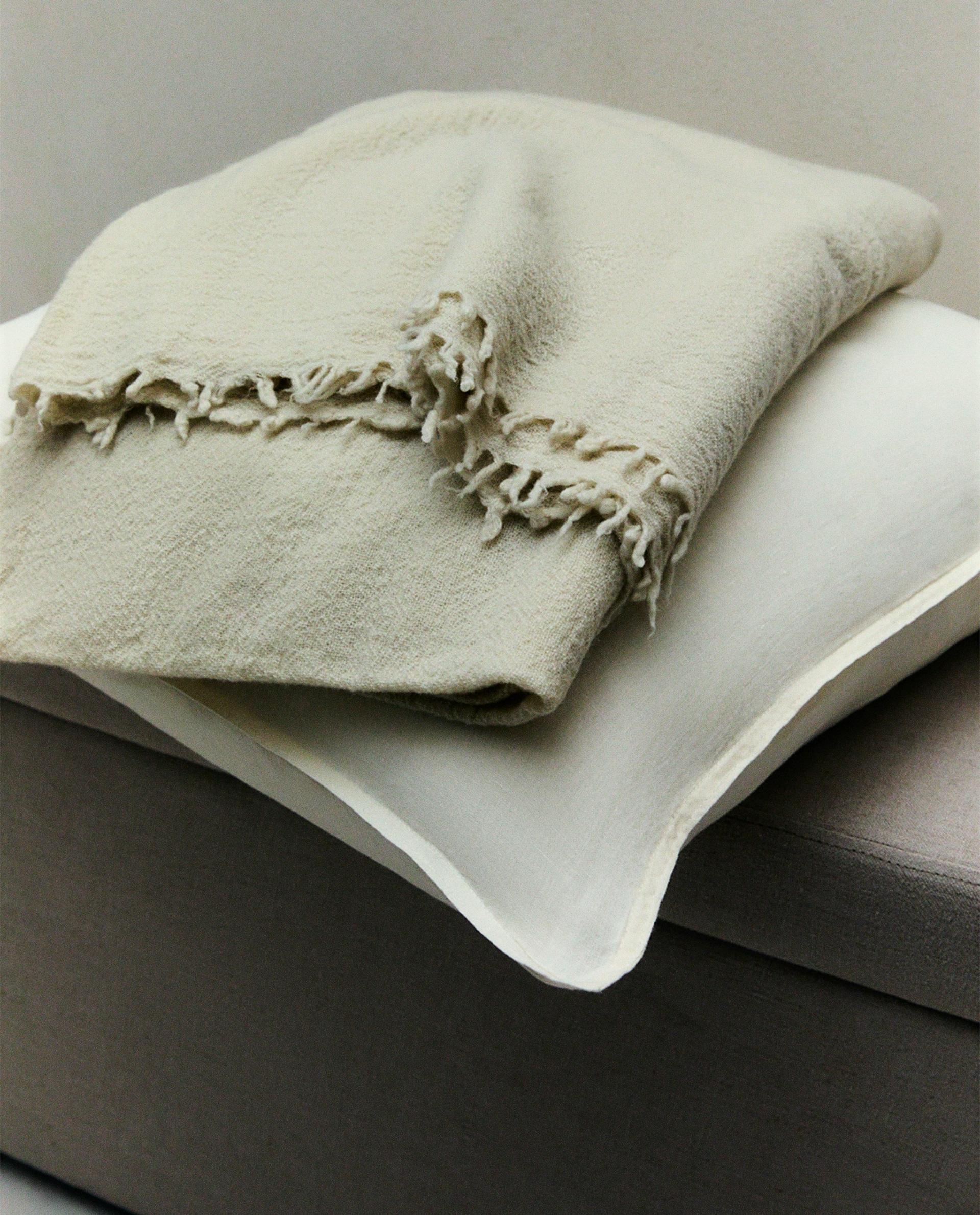 CHECK BLANKET WITH FRINGING | Zara Home United States of America