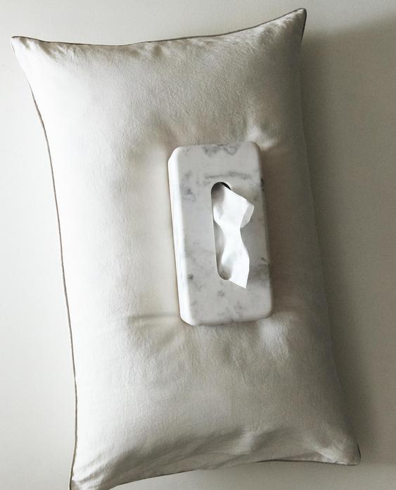 TISSUE BOX AND PILLOWCASE