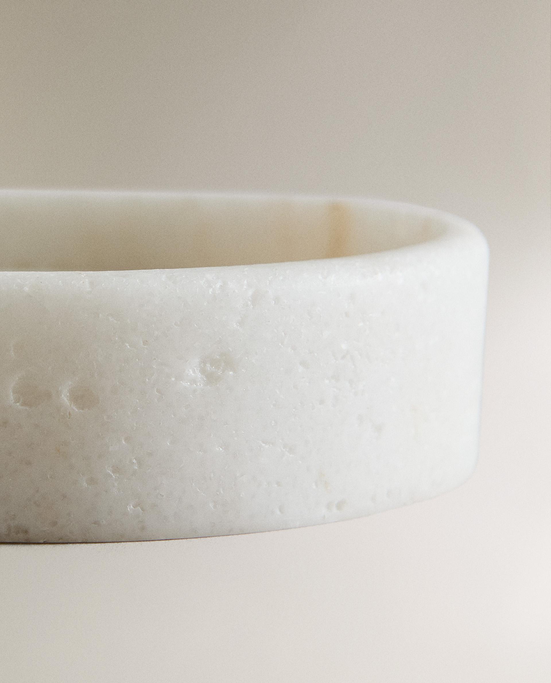 MARBLE-EFFECT BATHROOM SOAP DISH