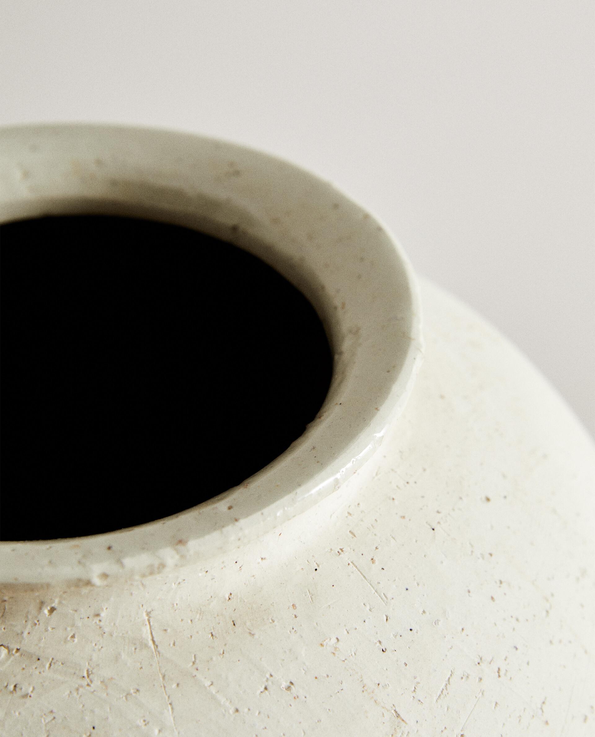 TEXTURED CERAMIC VASE product thumbnail 19