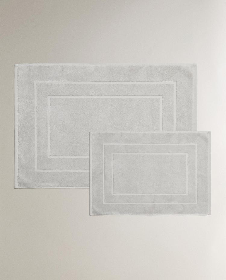 RUTSCHFESTER BADVORLEGER AUS BAUMWOLLE RUTSCHFESTER BADVORLEGER AUS BAUMWOLLE