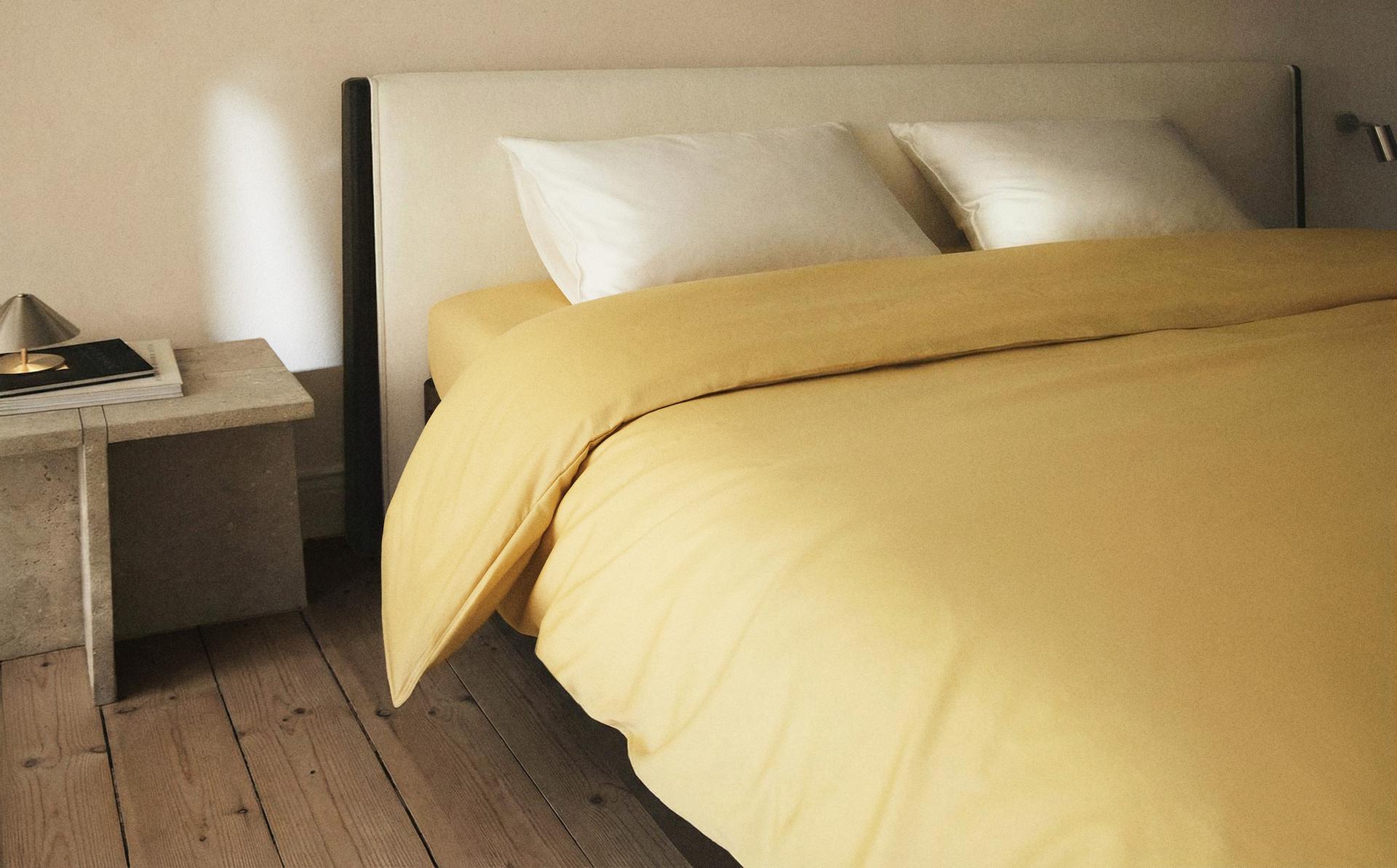 SATEEN DUVET COVER (300 THREAD COUNT) SATEEN DUVET COVER (300 THREAD COUNT)