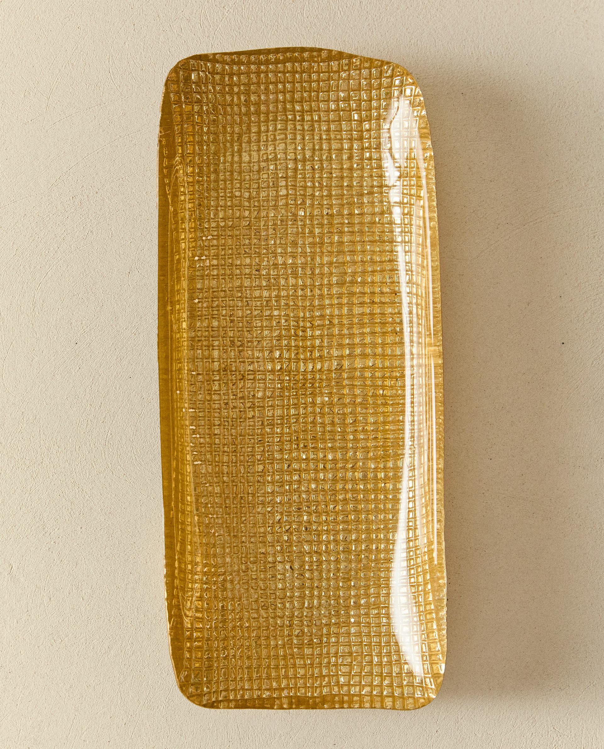 PLAT EN VERRE DORÉ IRRÉGULIER PLAT EN VERRE DORÉ IRRÉGULIER