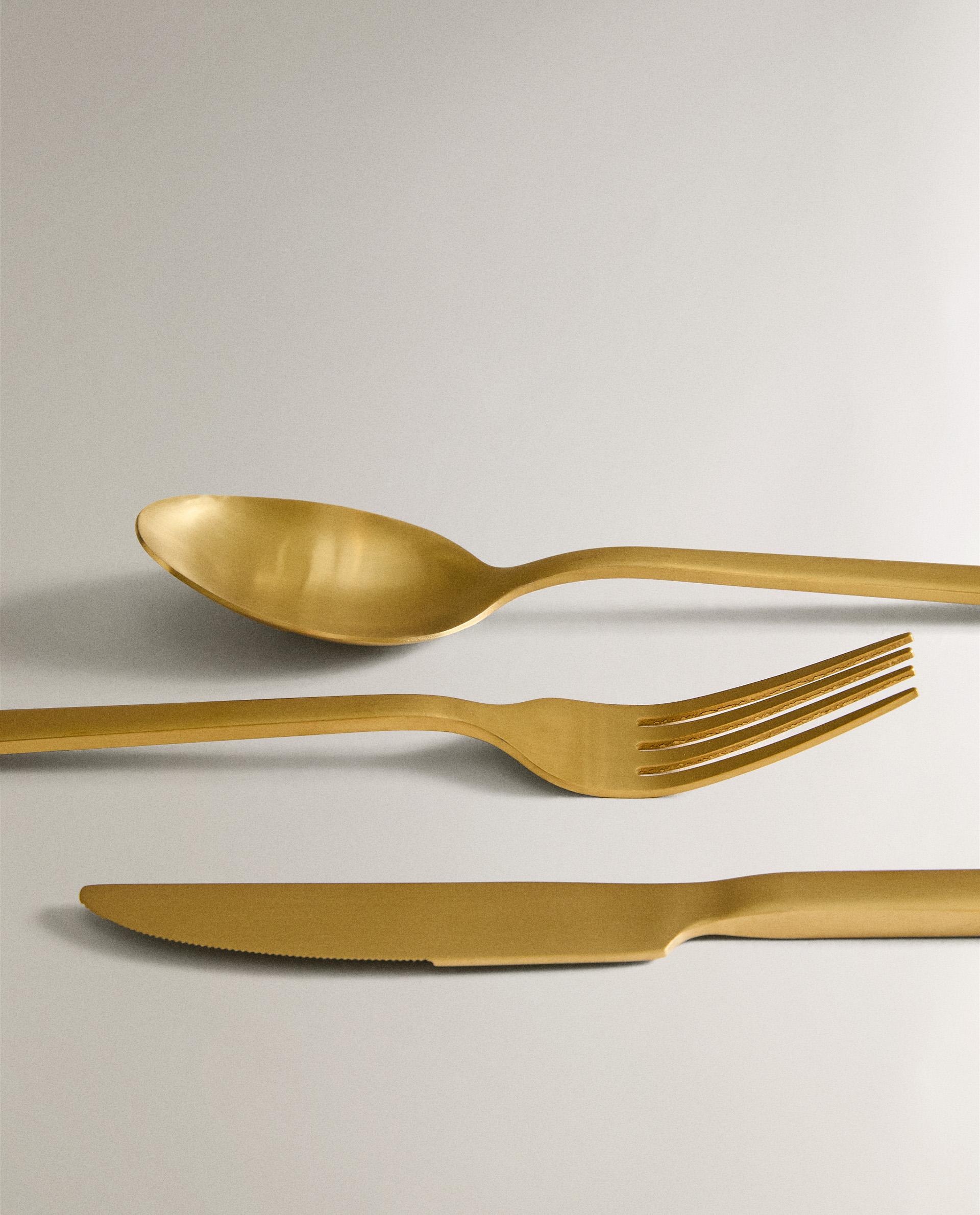 3-PIECE GOLDEN STEEL CUTLERY SET