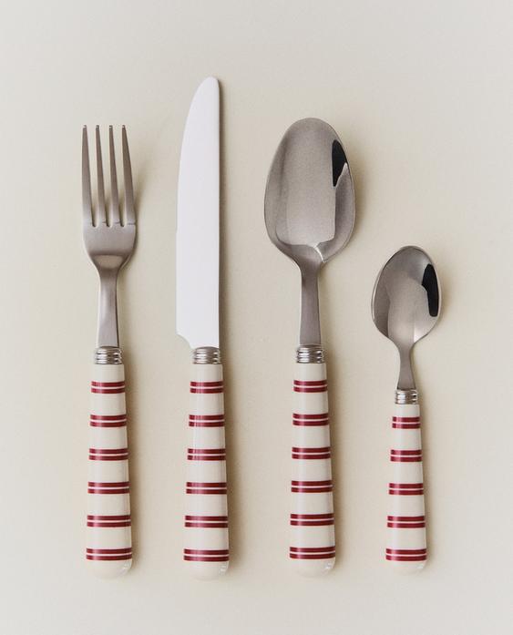 4-PIECE CUTLERY SET WITH STRIPED HANDLE