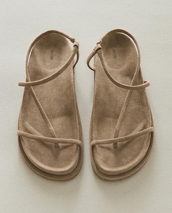 SANDALIA PIEL TIRAS