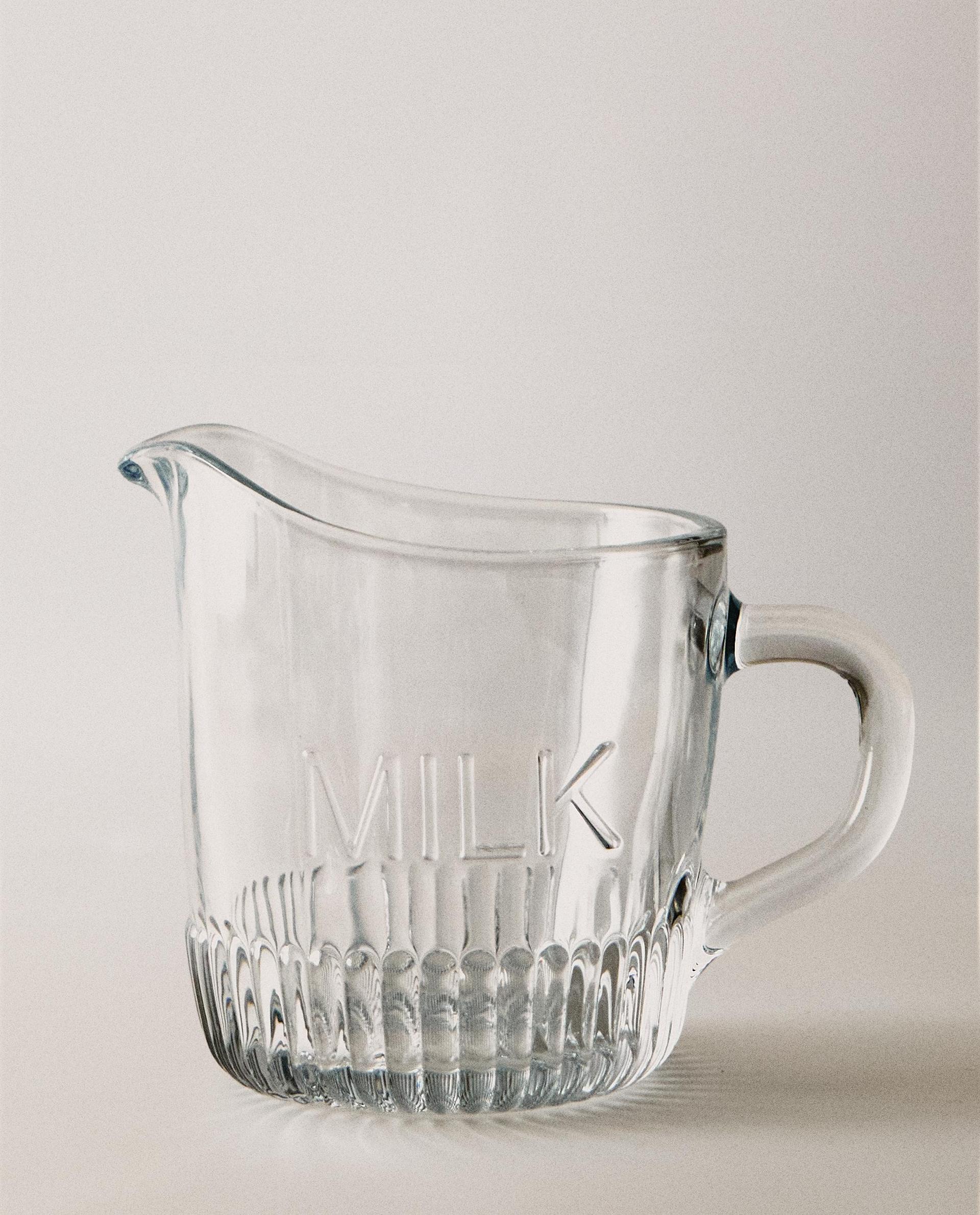 GLASS MILK PITCHER WITH STRIPED BASE GLASS MILK PITCHER WITH STRIPED BASE
