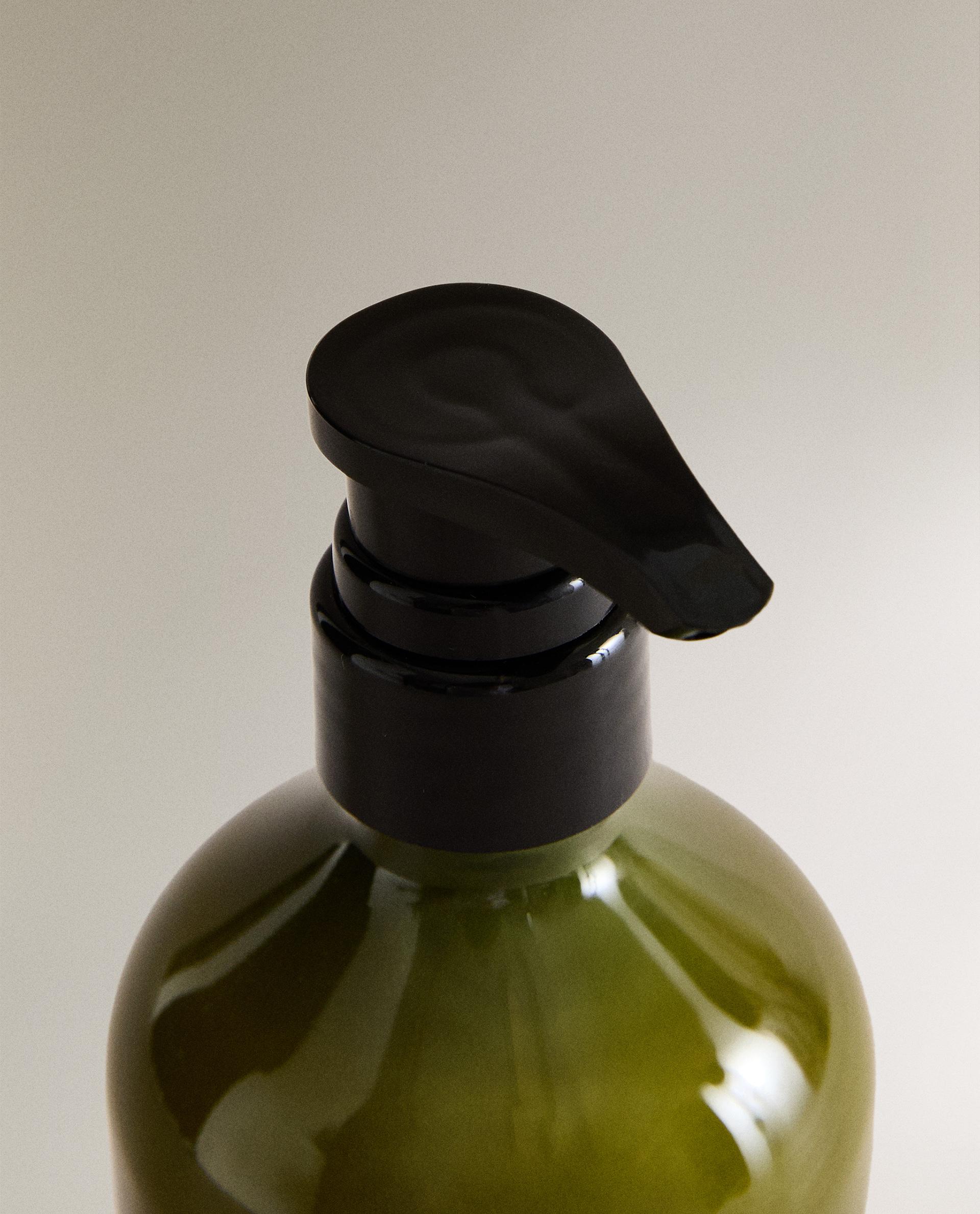 (500 ML) BASILICUM HAND AND BODY LOTION
