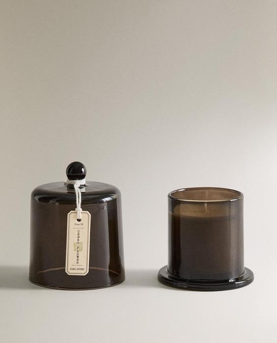 (140 G) CEDAR FLOWER SCENTED CANDLE