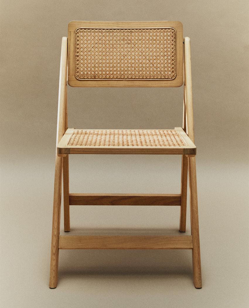 4 RATTAN AND WOOD FOLDING CHAIRS