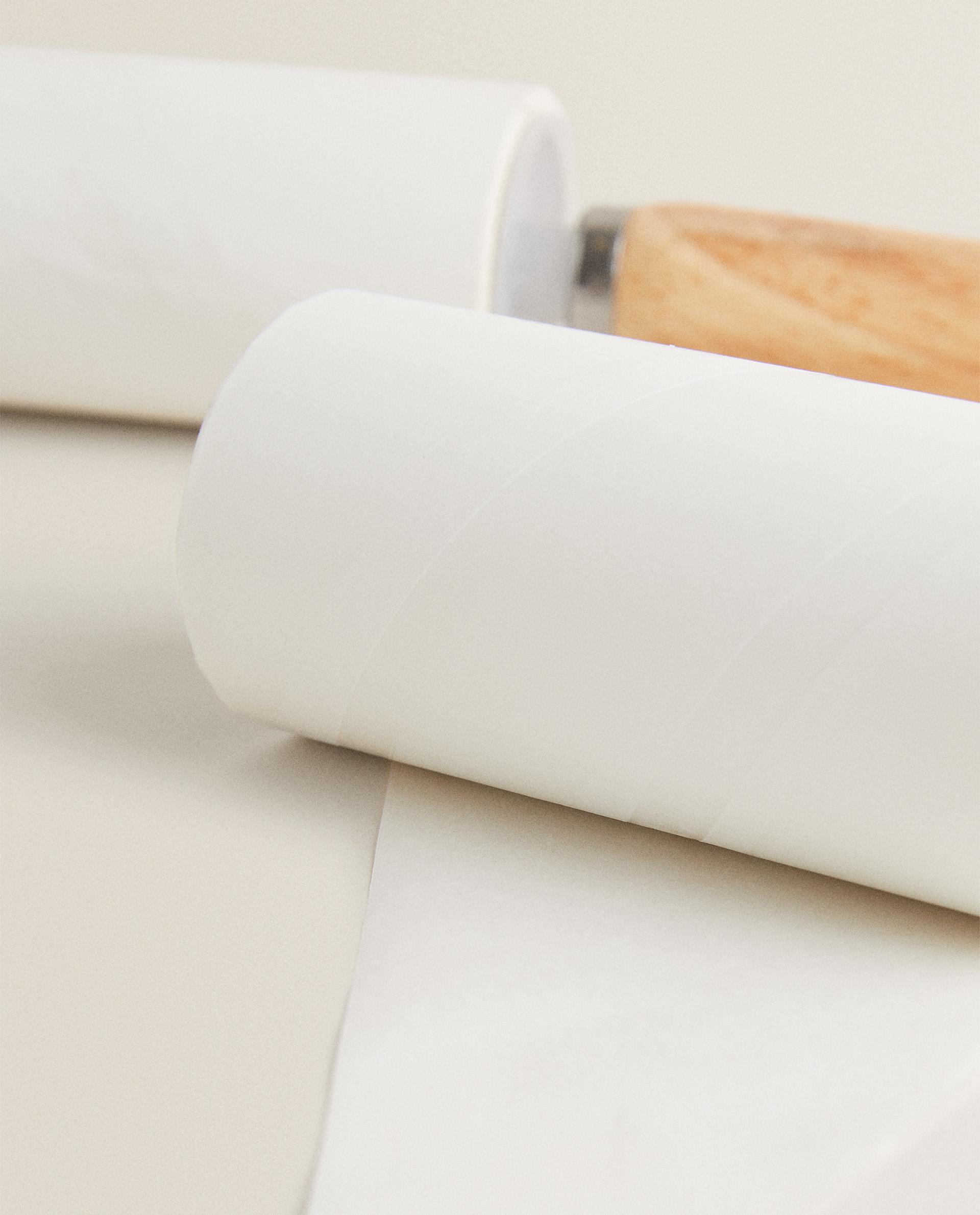 ADHESIVE LINT ROLLER REFILL (PACK OF 2) product thumbnail 12