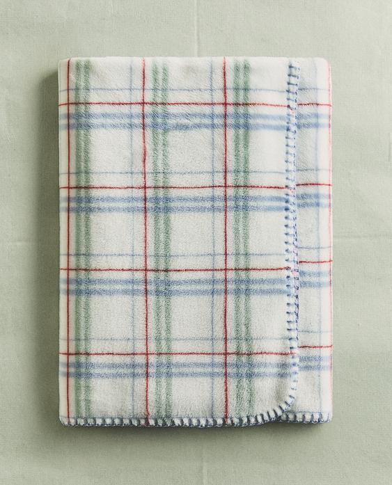 CHECK CHILDREN'S BLANKET CHECK CHILDREN'S BLANKET