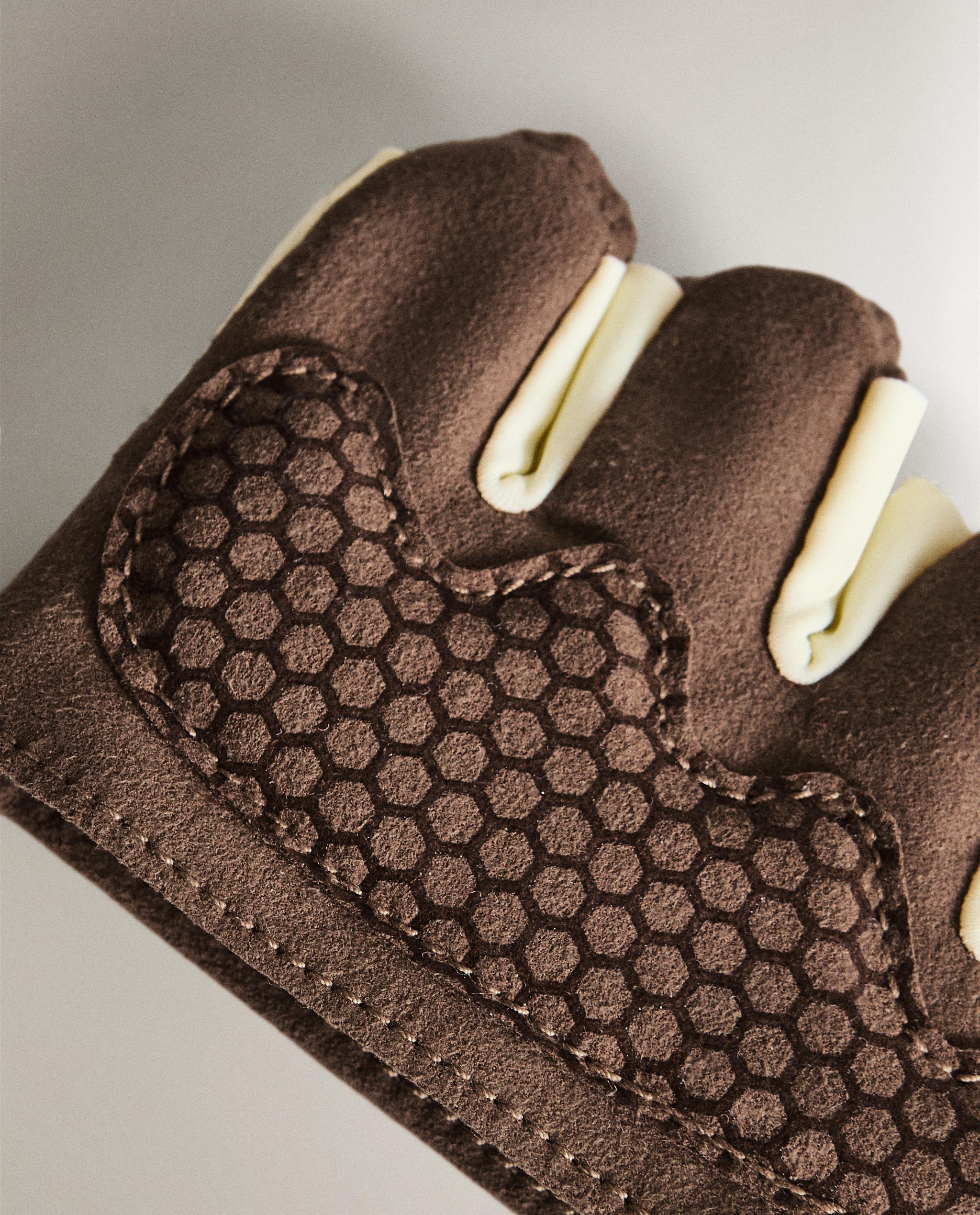 PACK OF GYM GLOVES (PACK OF 2) product thumbnail 6