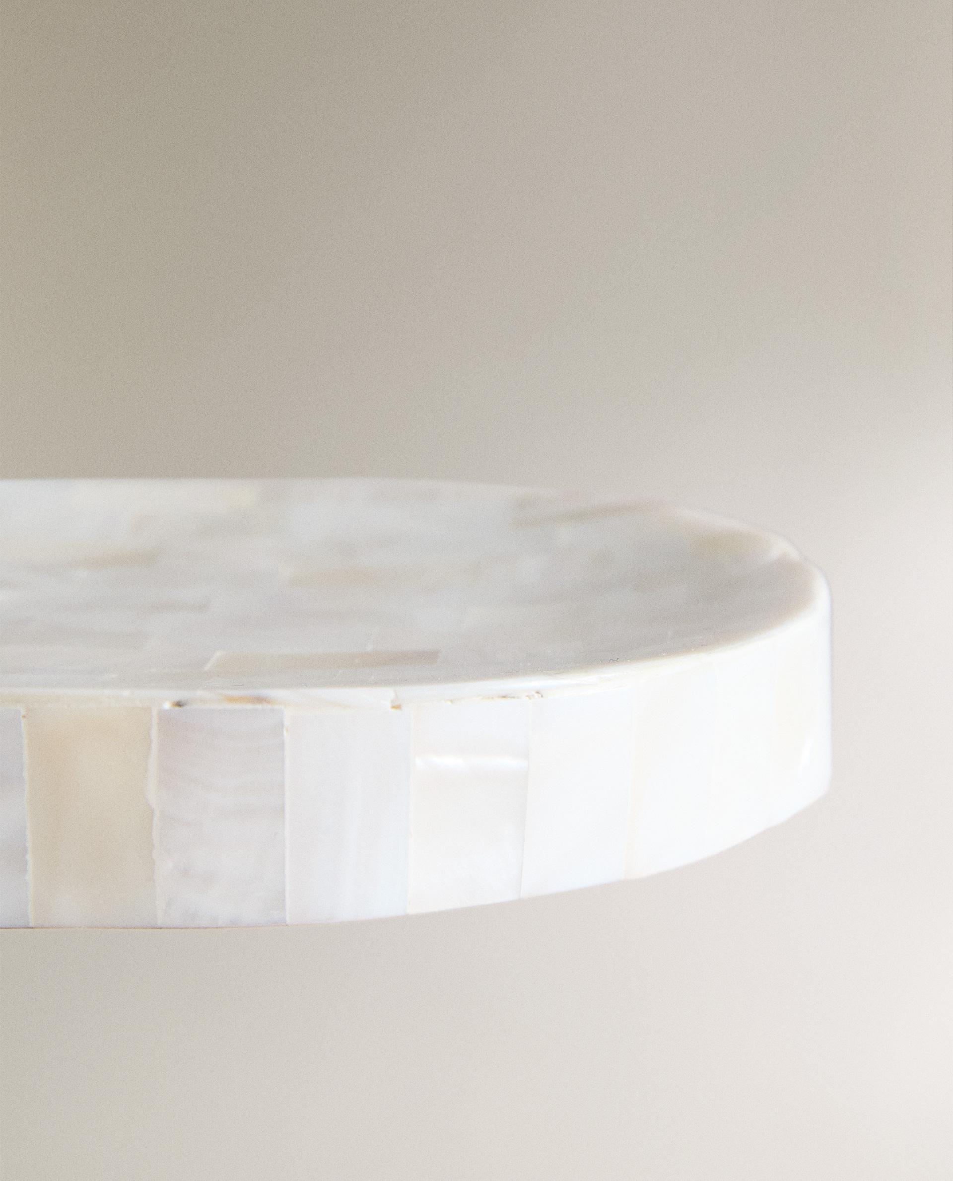 MOTHER-OF-PEARL BATHROOM SET product thumbnail 19