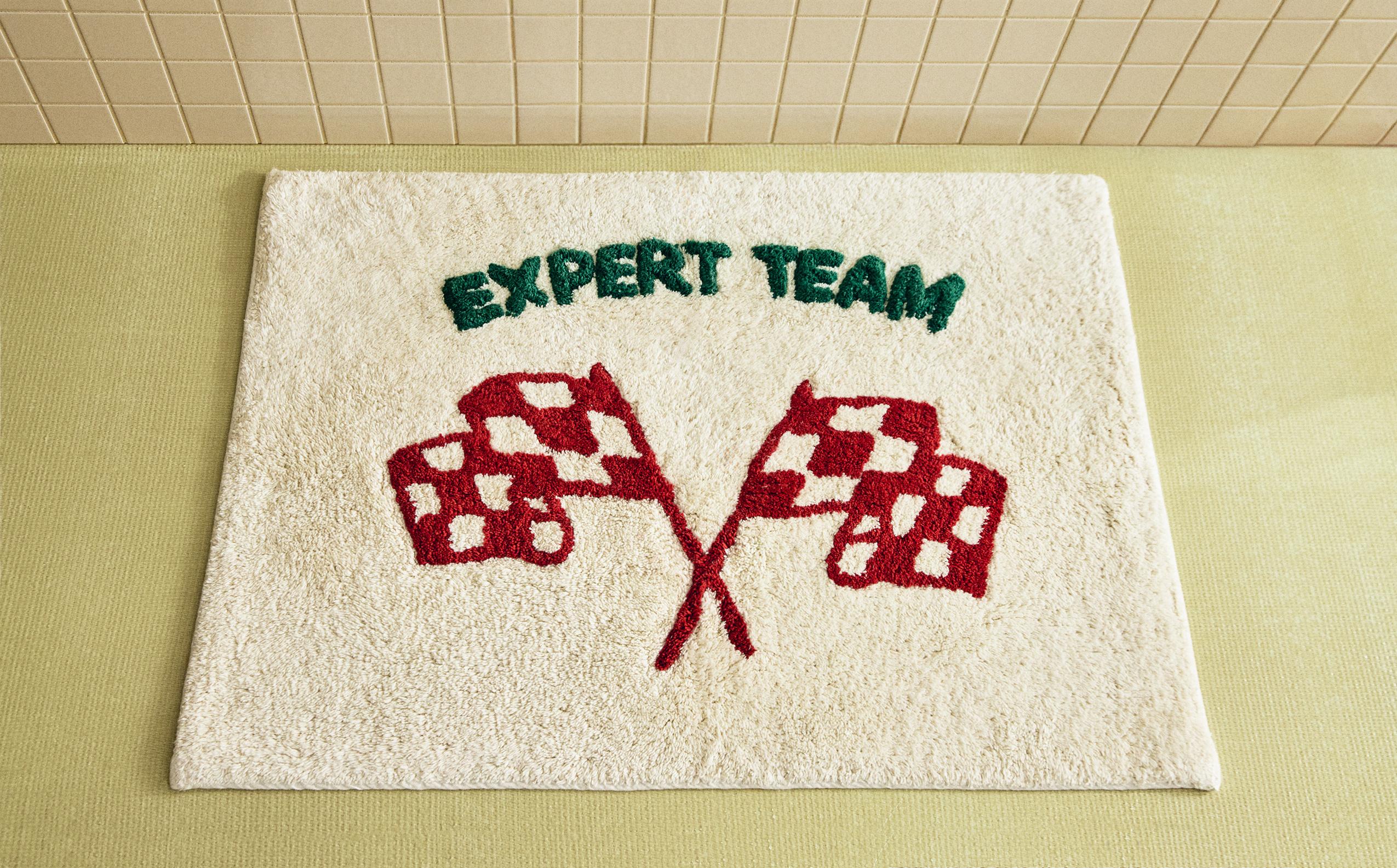 CHILDREN'S FLAG BATH MAT