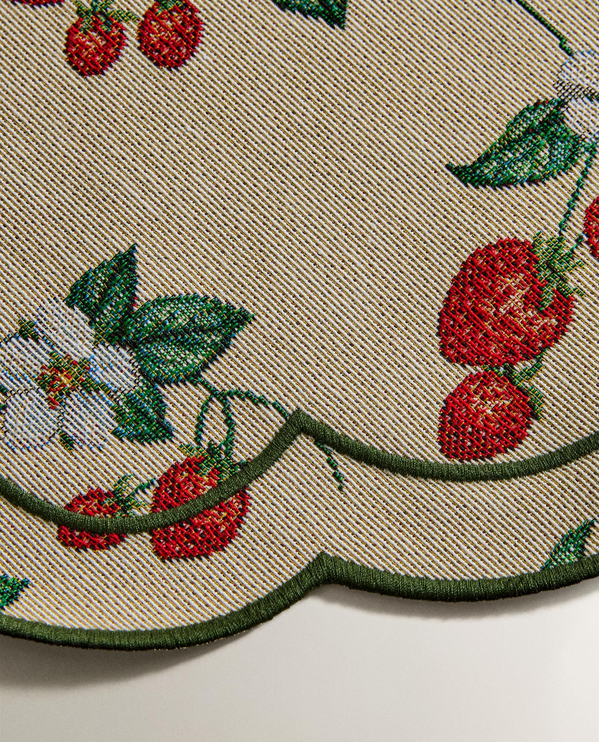 STRAWBERRY JACQUARD PLACEMAT product thumbnail 8