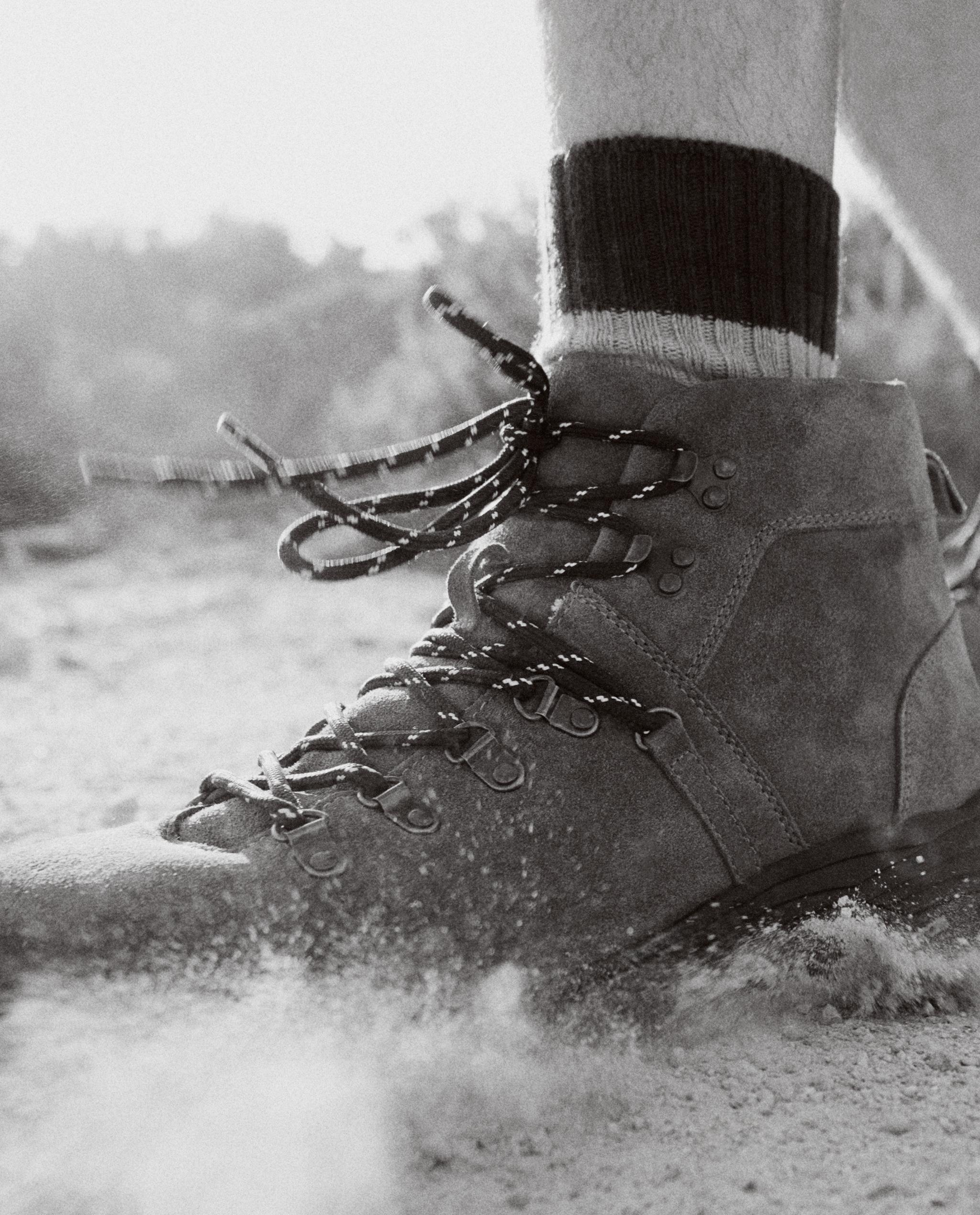 WOOL HIKING BOOTS AND SOCKS product thumbnail 15