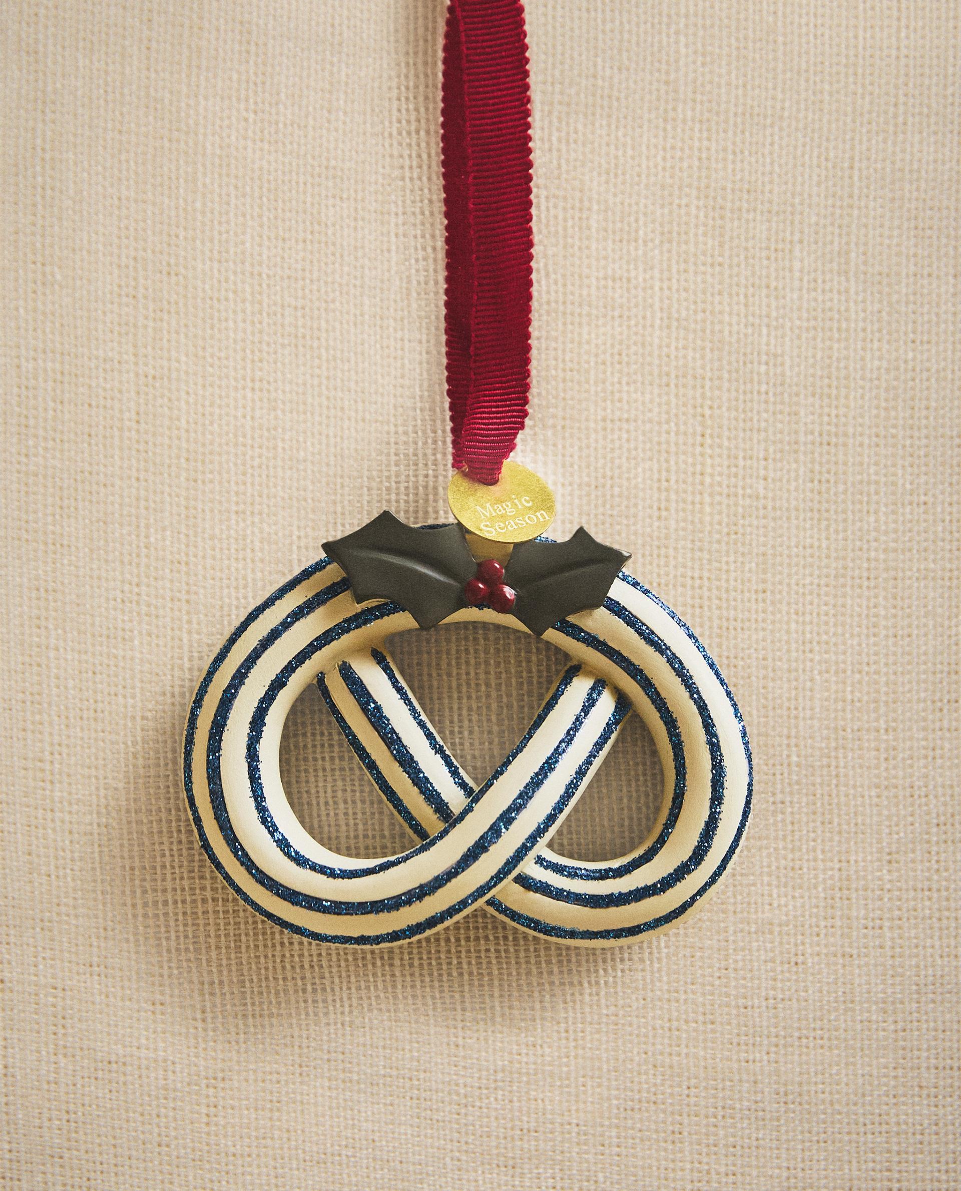 クリスマス ⑰  オーナメント プレッツェル グリッター クリスマスツリーオーナメント | Zara Home