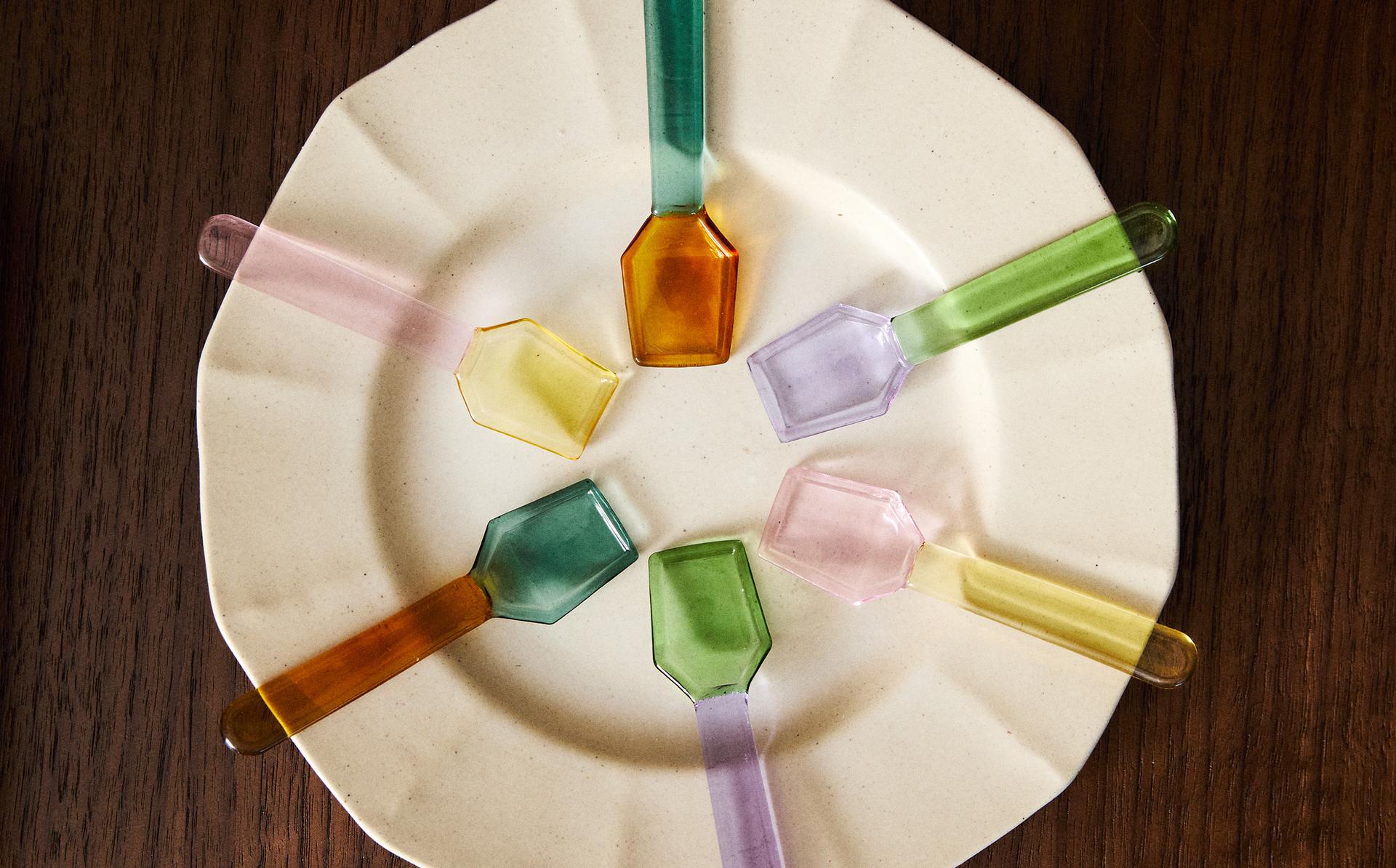 PACK OF MULTICOLOURED BOROSILICATE GLASS ICE CREAM SPOONS (PACK OF 6) PACK OF MULTICOLOURED BOROSILICATE GLASS ICE CREAM SPOONS (PACK OF 6)