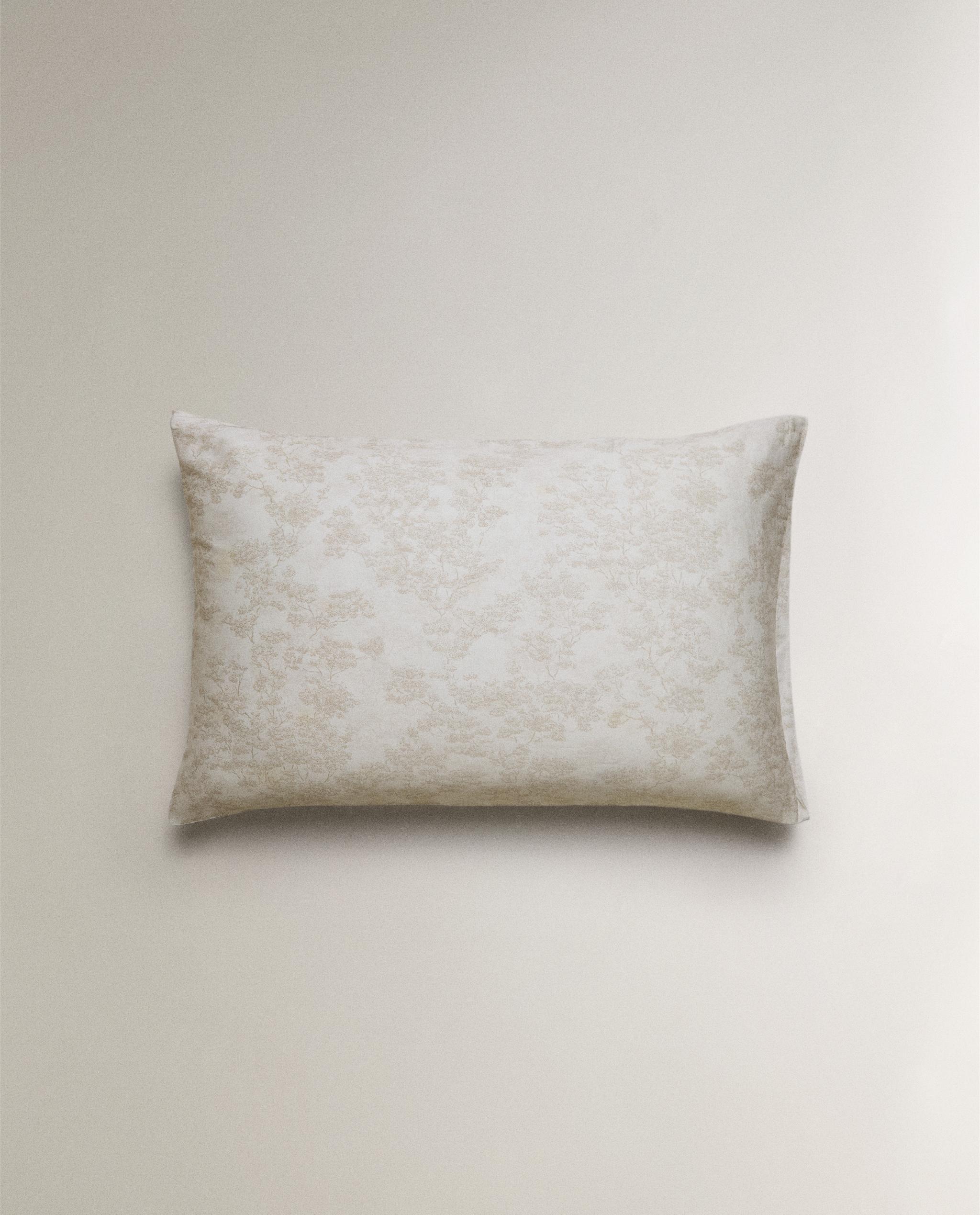 TOILE DE JOUY PILLOWCASE product thumbnail 3
