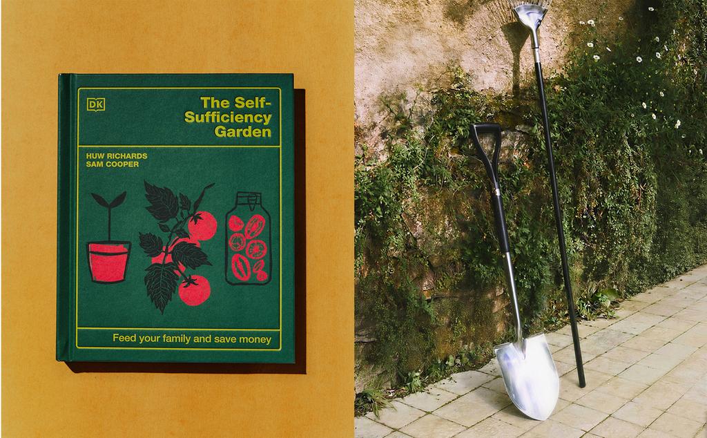 THE SELF SUFFICIENCY GARDEN BOOK AND GARDEN TOOLS