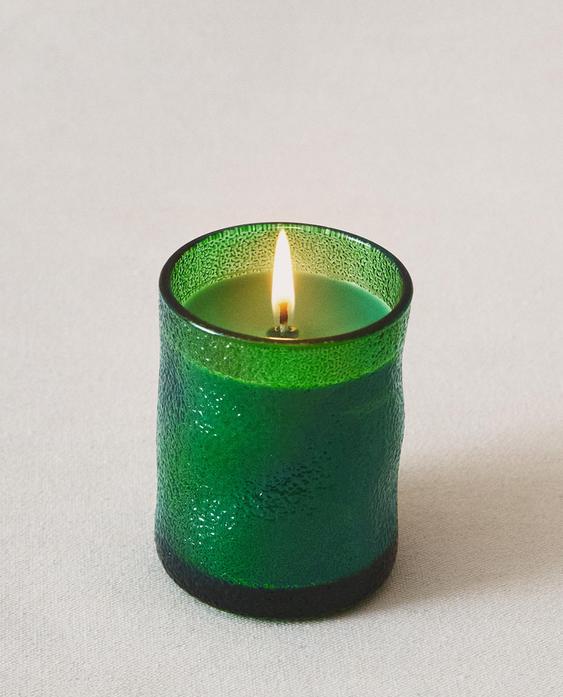 (155 G) YUZU & MUSK SCENTED CANDLE