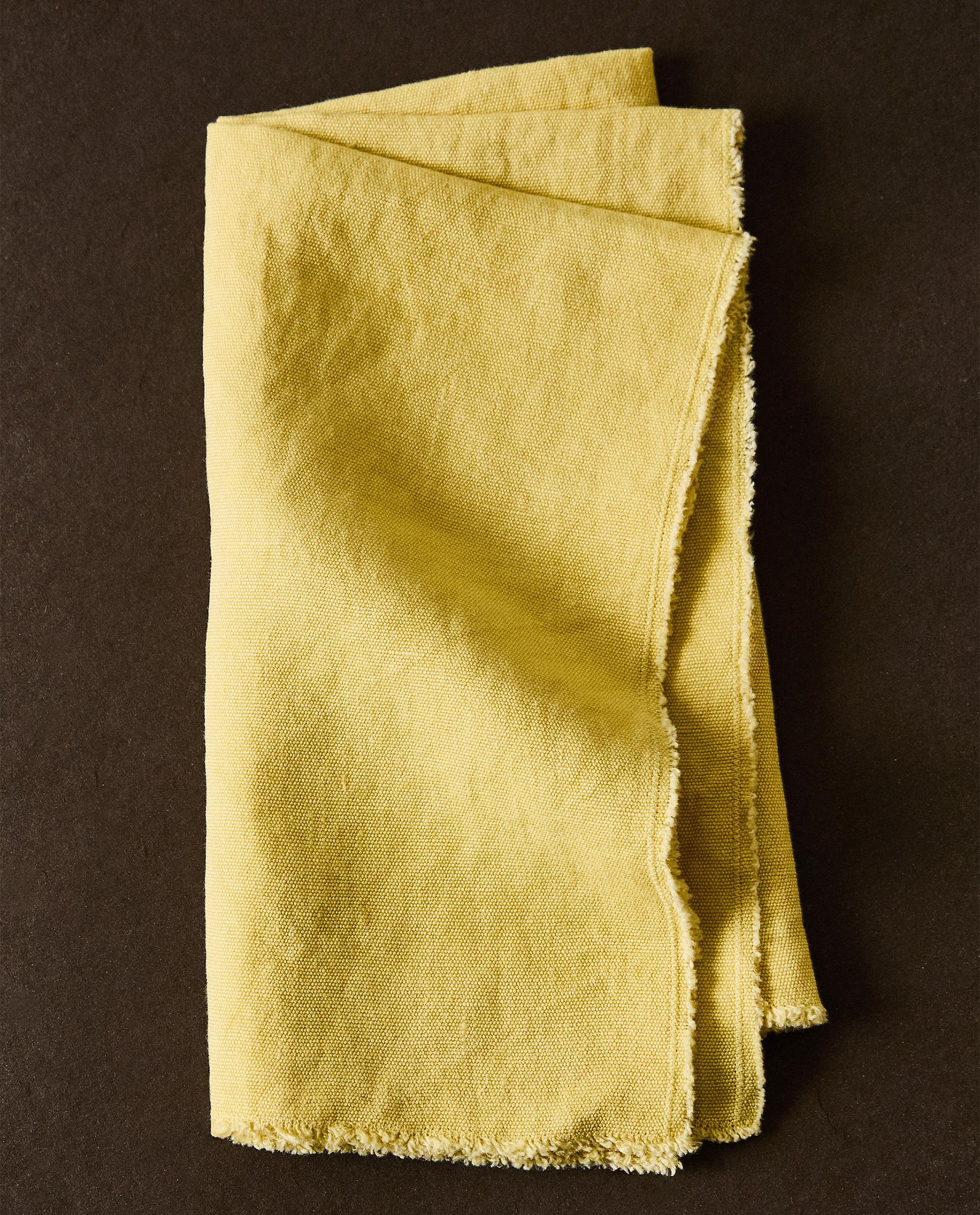 NAPKIN 01